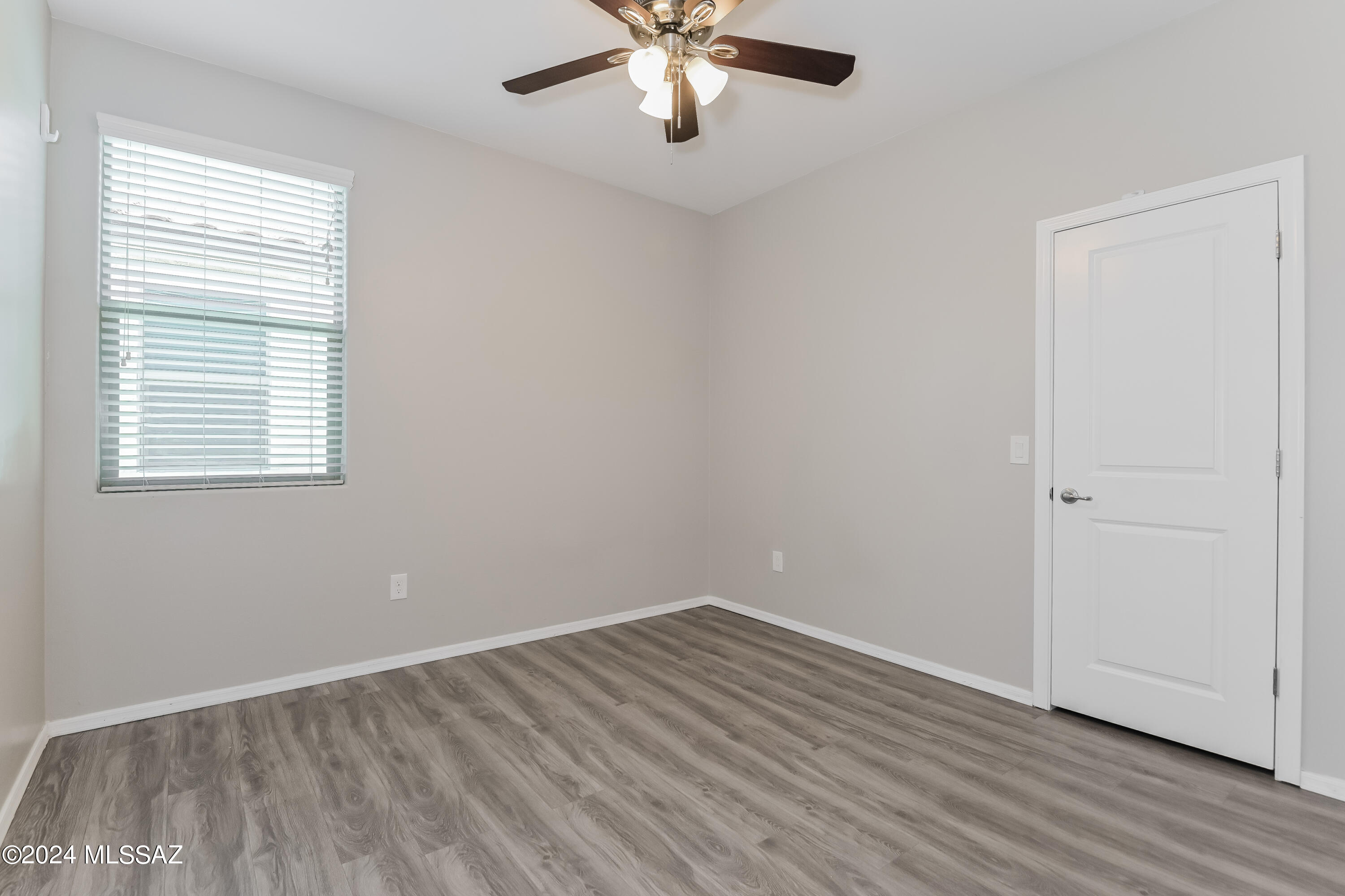 La Estancia De Tucson (1-330) - Residential Lease