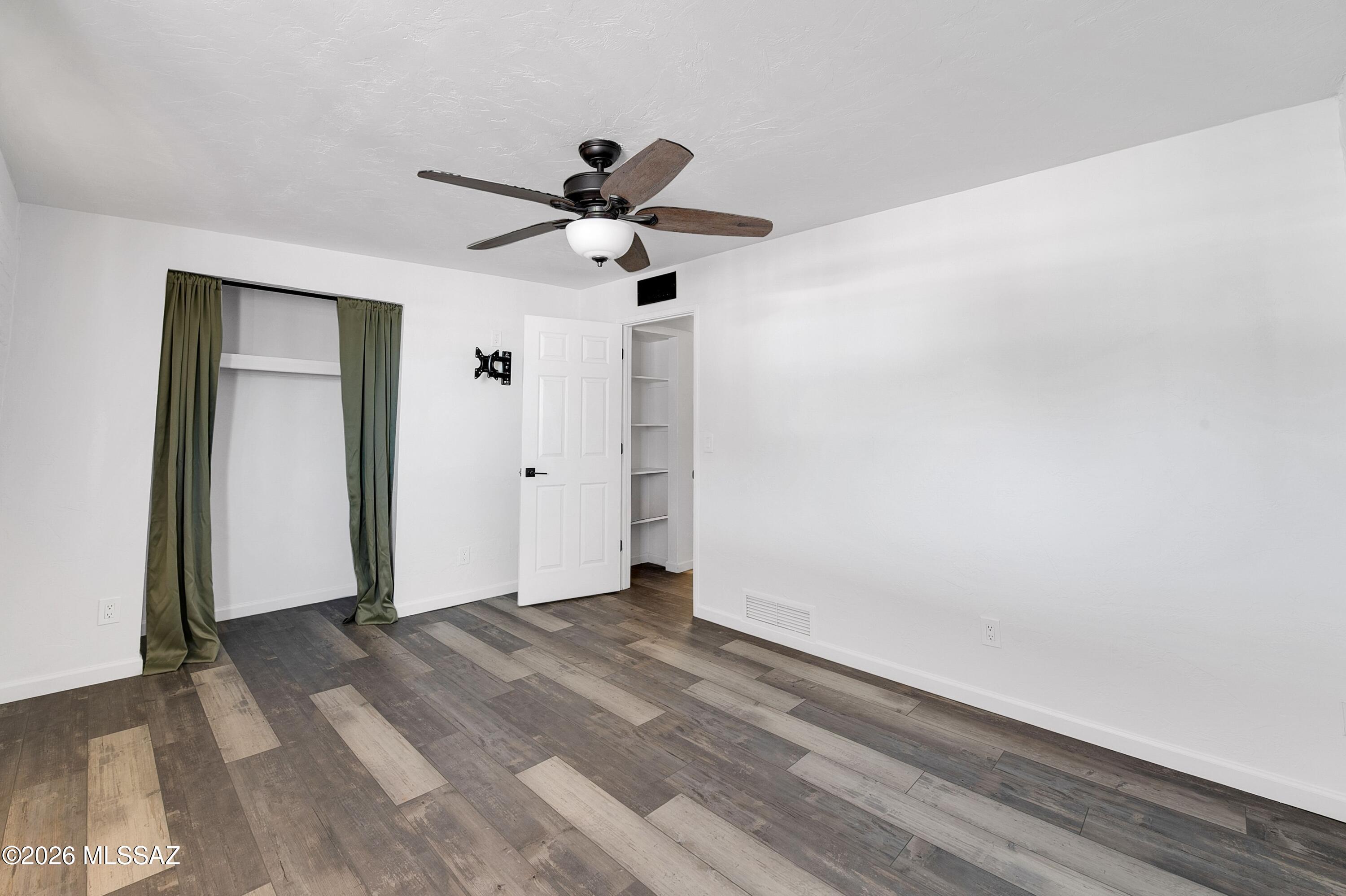 Olive Grove (271-395) - Residential