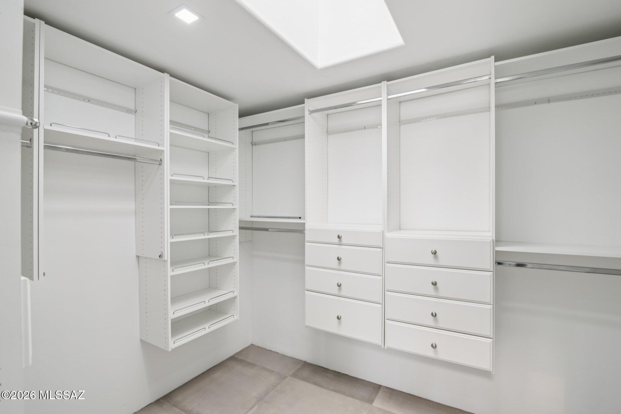 El Diamante II (1-40) - Residential