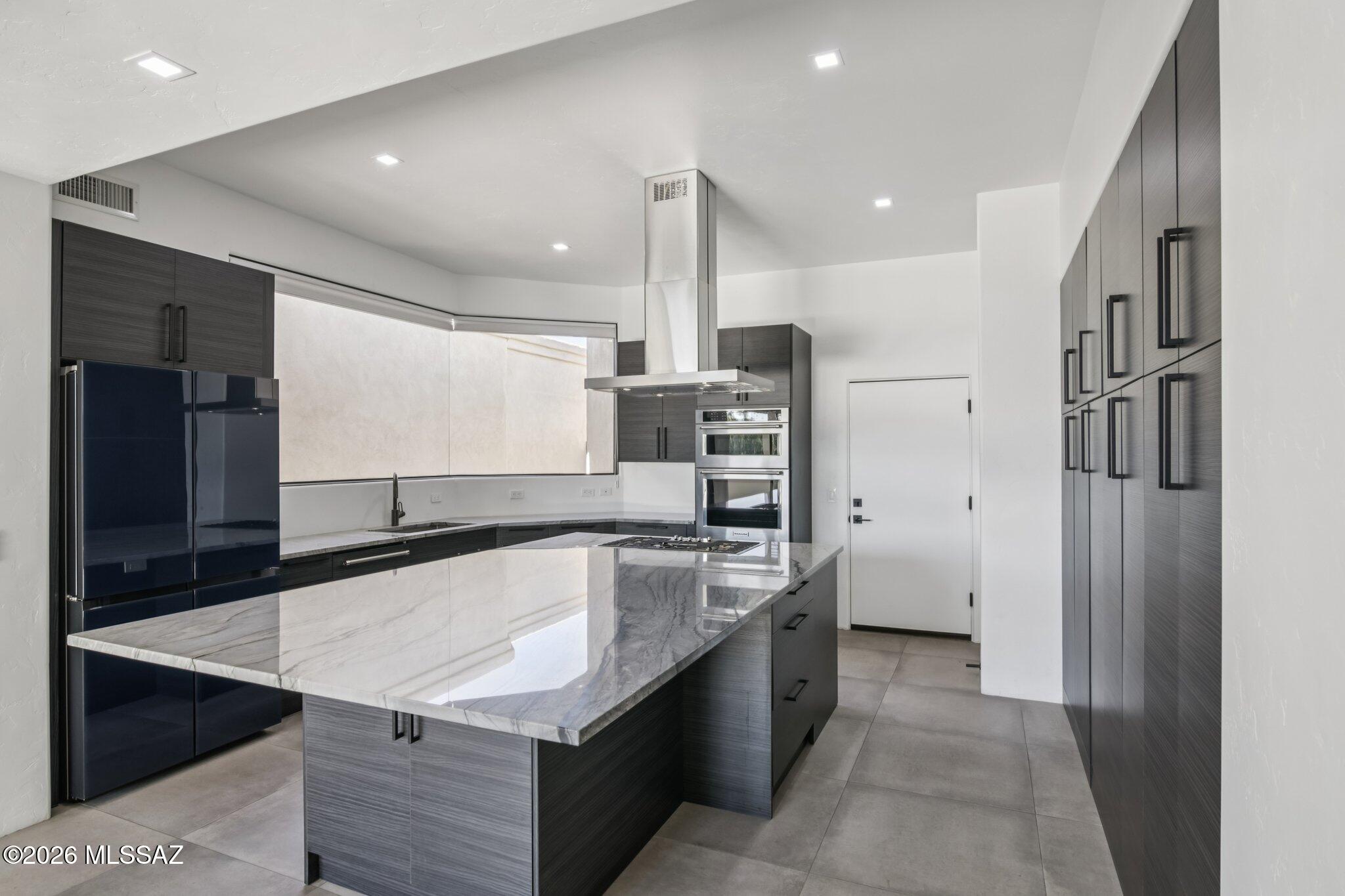 El Diamante II (1-40) - Residential