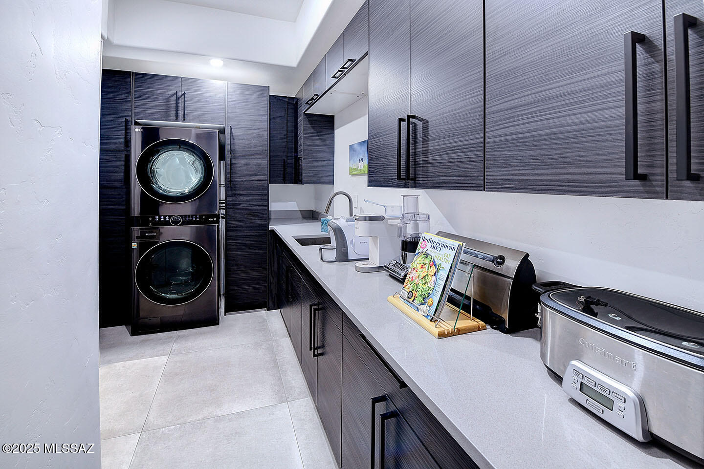 El Diamante II (1-40) - Residential
