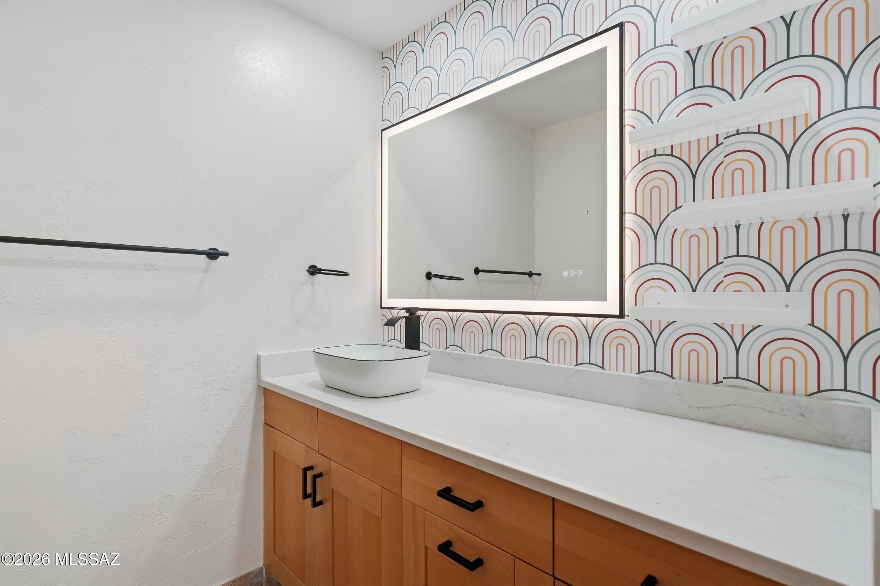 Colonia Verde (13-17) - Residential