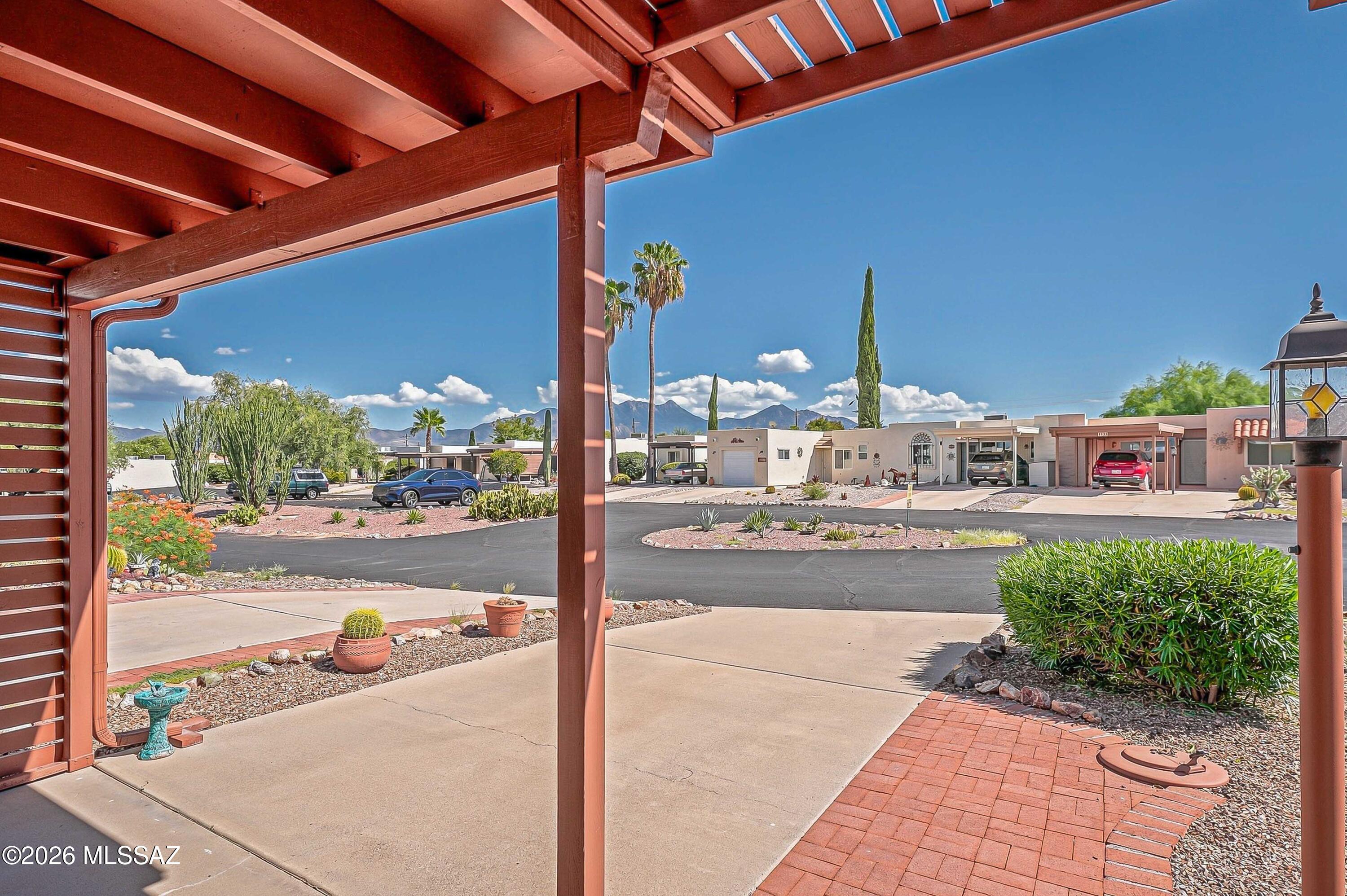 Green Valley Desert Meadows Townhouses (82-197) - Residential