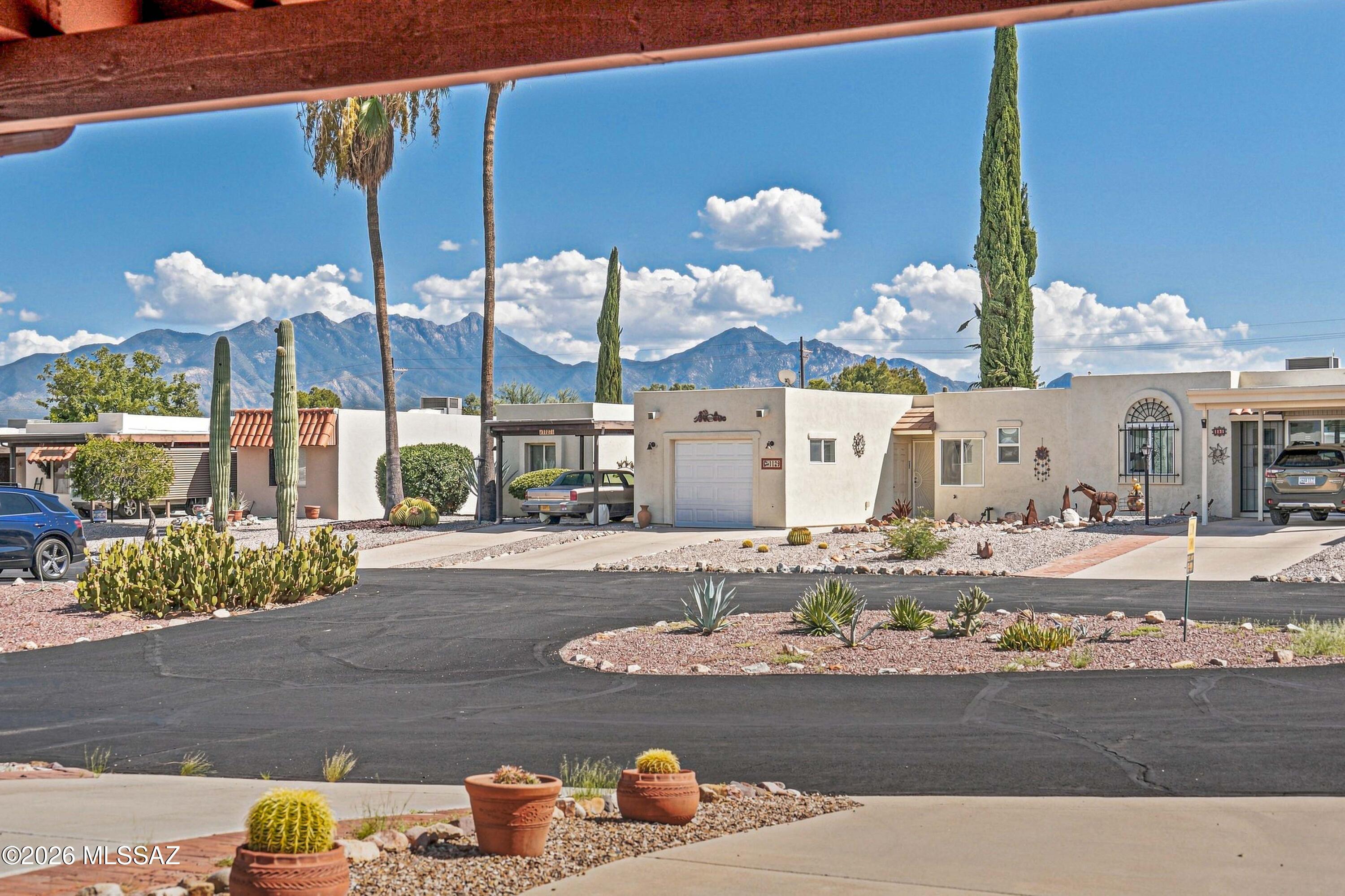 Green Valley Desert Meadows Townhouses (82-197) - Residential