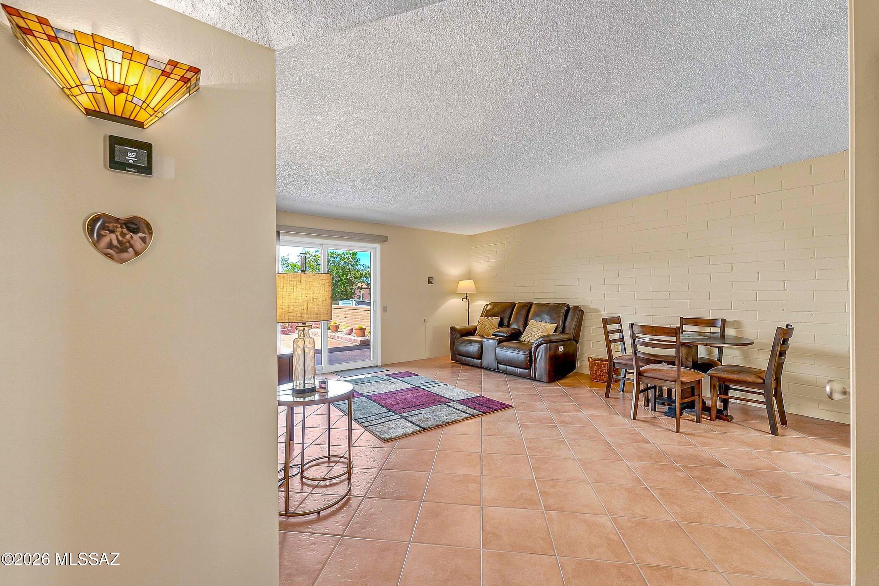 Green Valley Desert Meadows Townhouses (82-197) - Residential