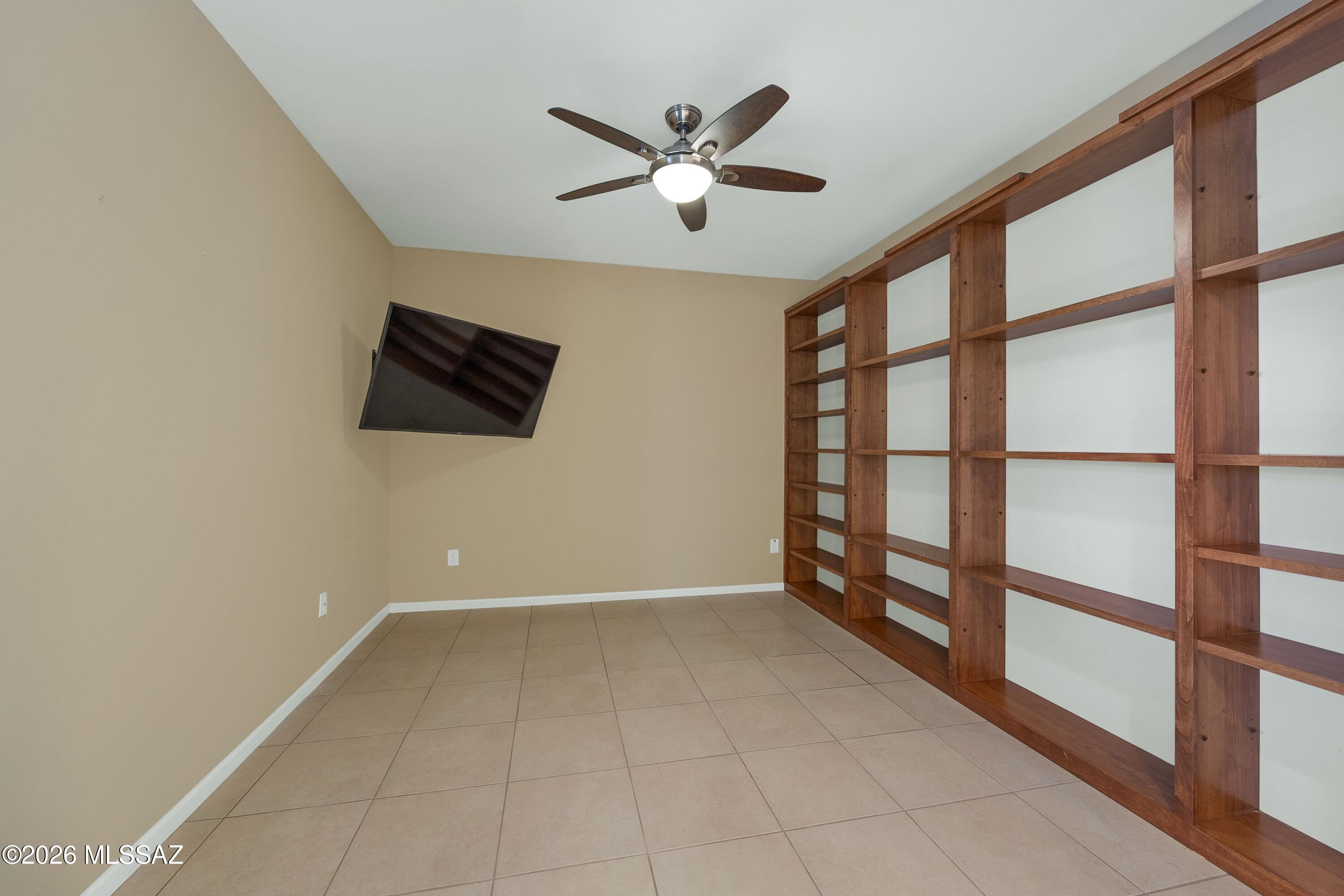 Golden Barrel Place At Dove Mountain SQ20141710079 - Residential