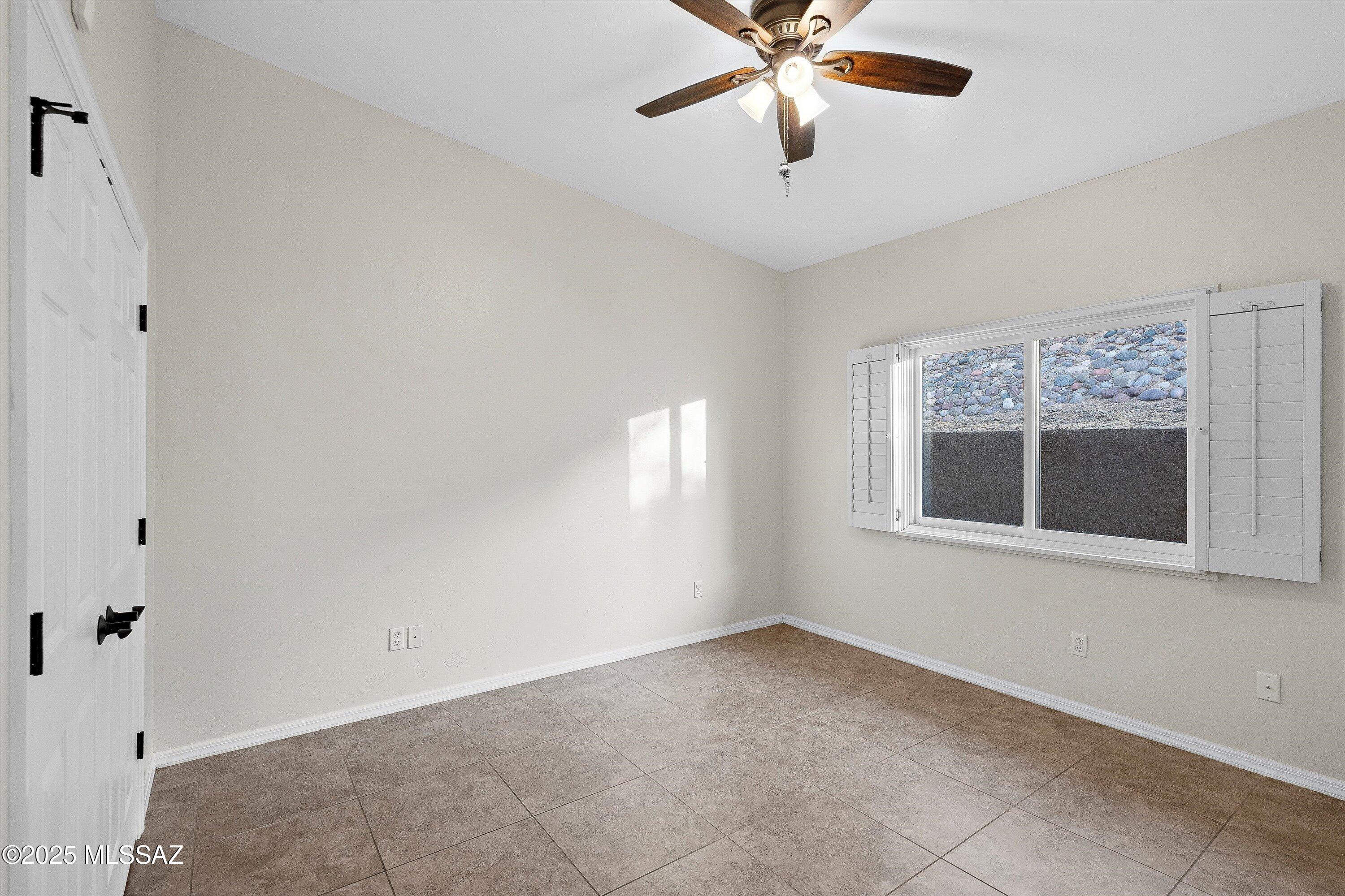 Monte Del Oro (1-187) - Residential