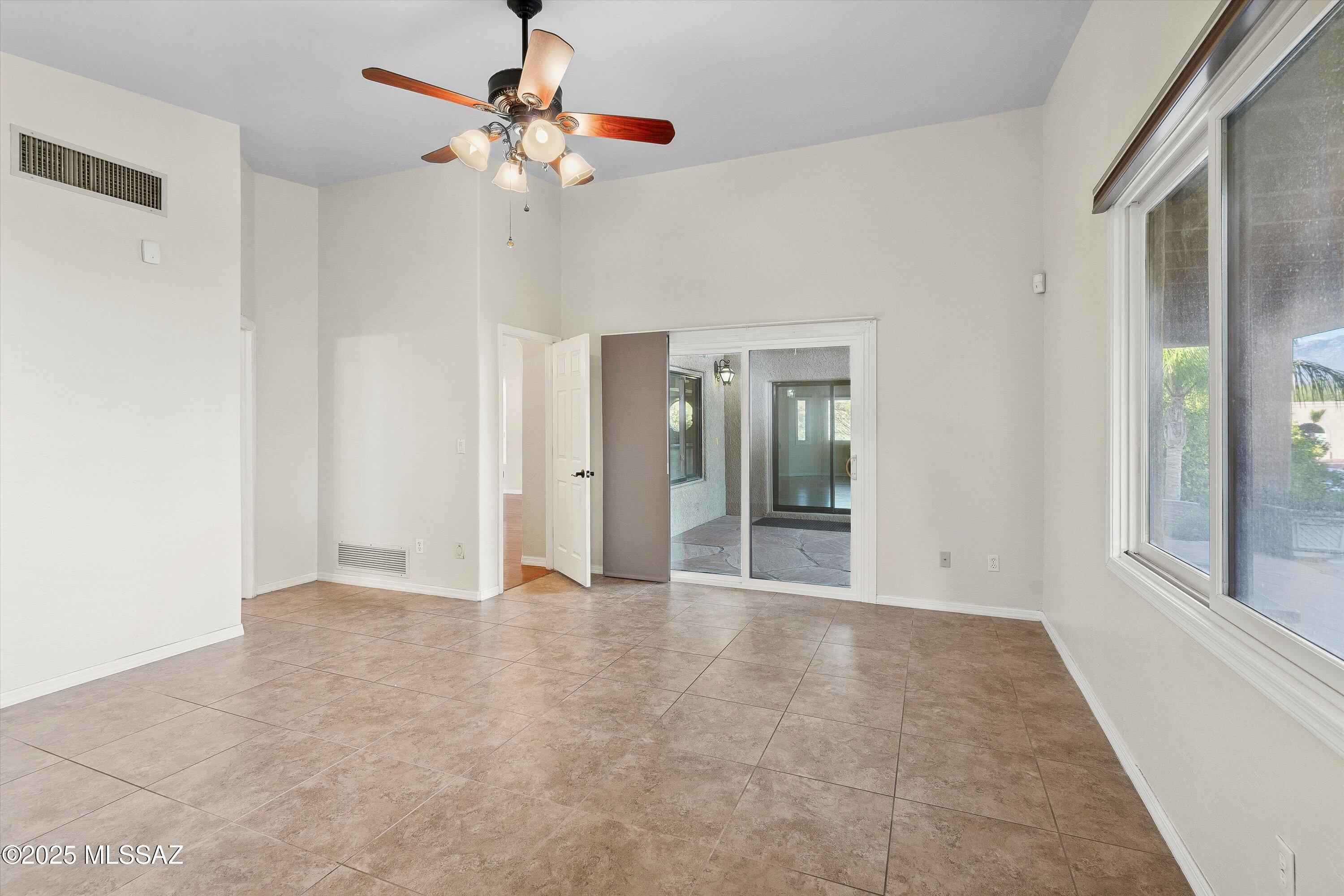 Monte Del Oro (1-187) - Residential