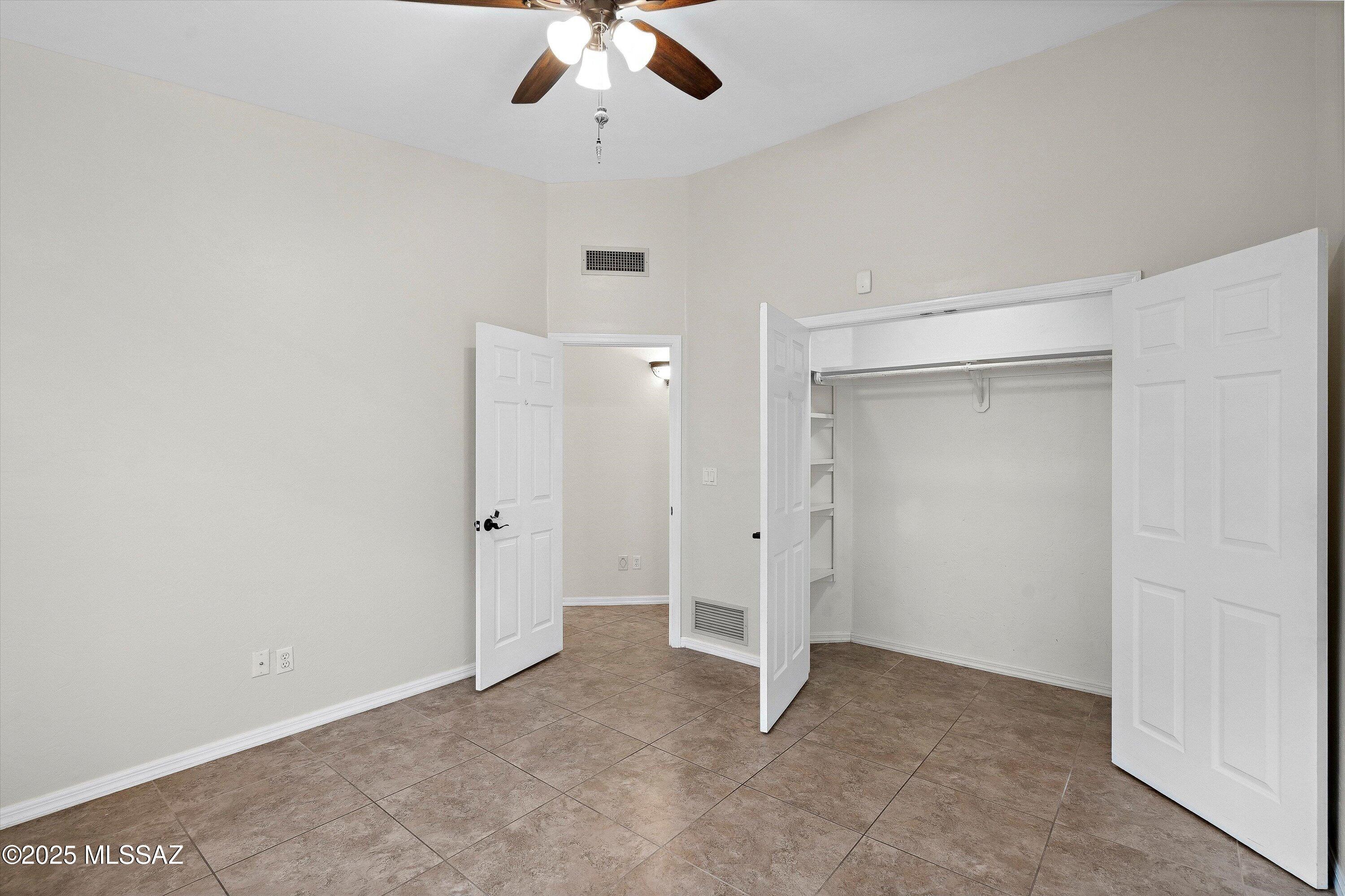 Monte Del Oro (1-187) - Residential