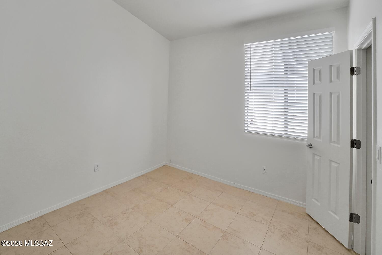 Desert Crossings at Rita Ranch (1-255) - Residential Lease