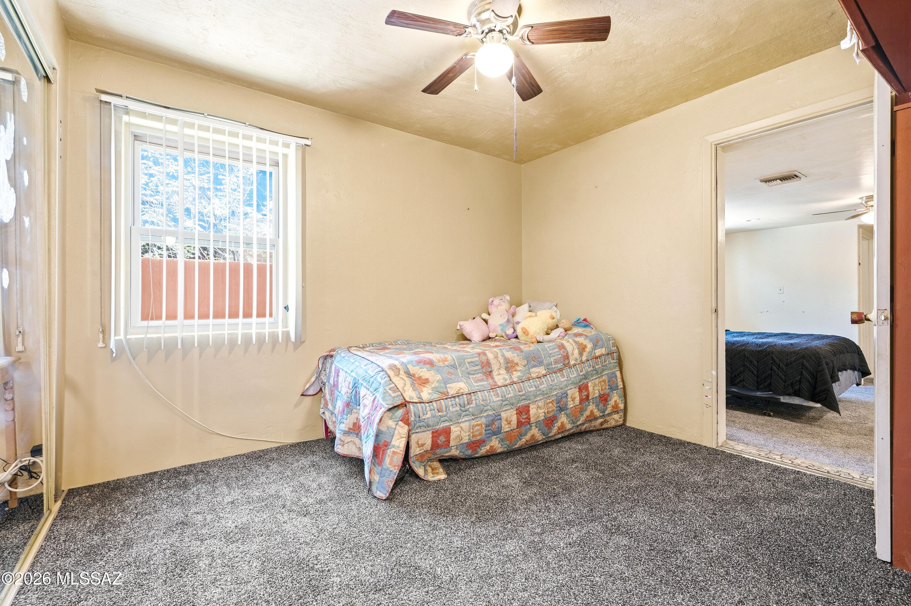 Country Club Manor - Residential