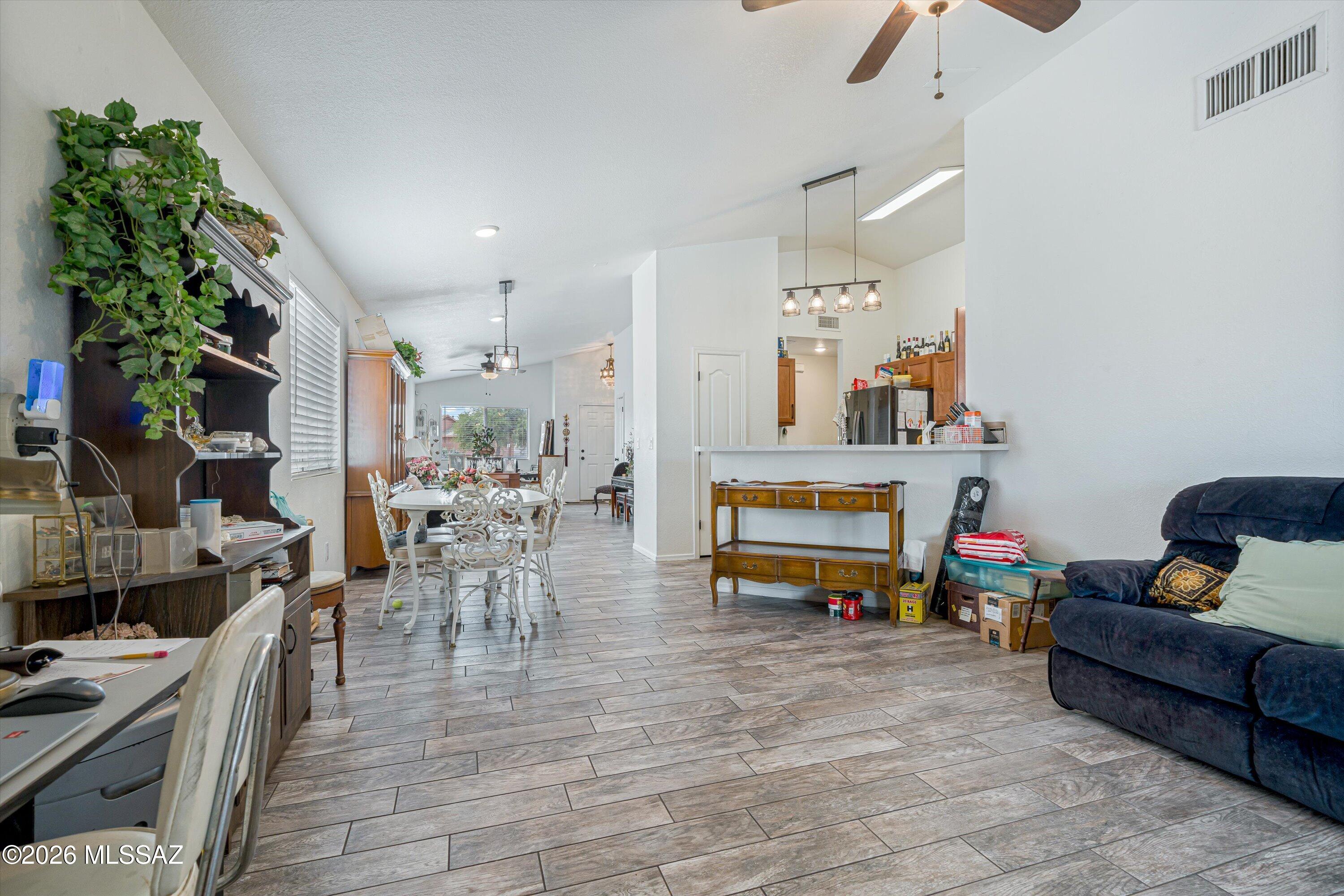 Rincon Aviador (1-120) - Residential