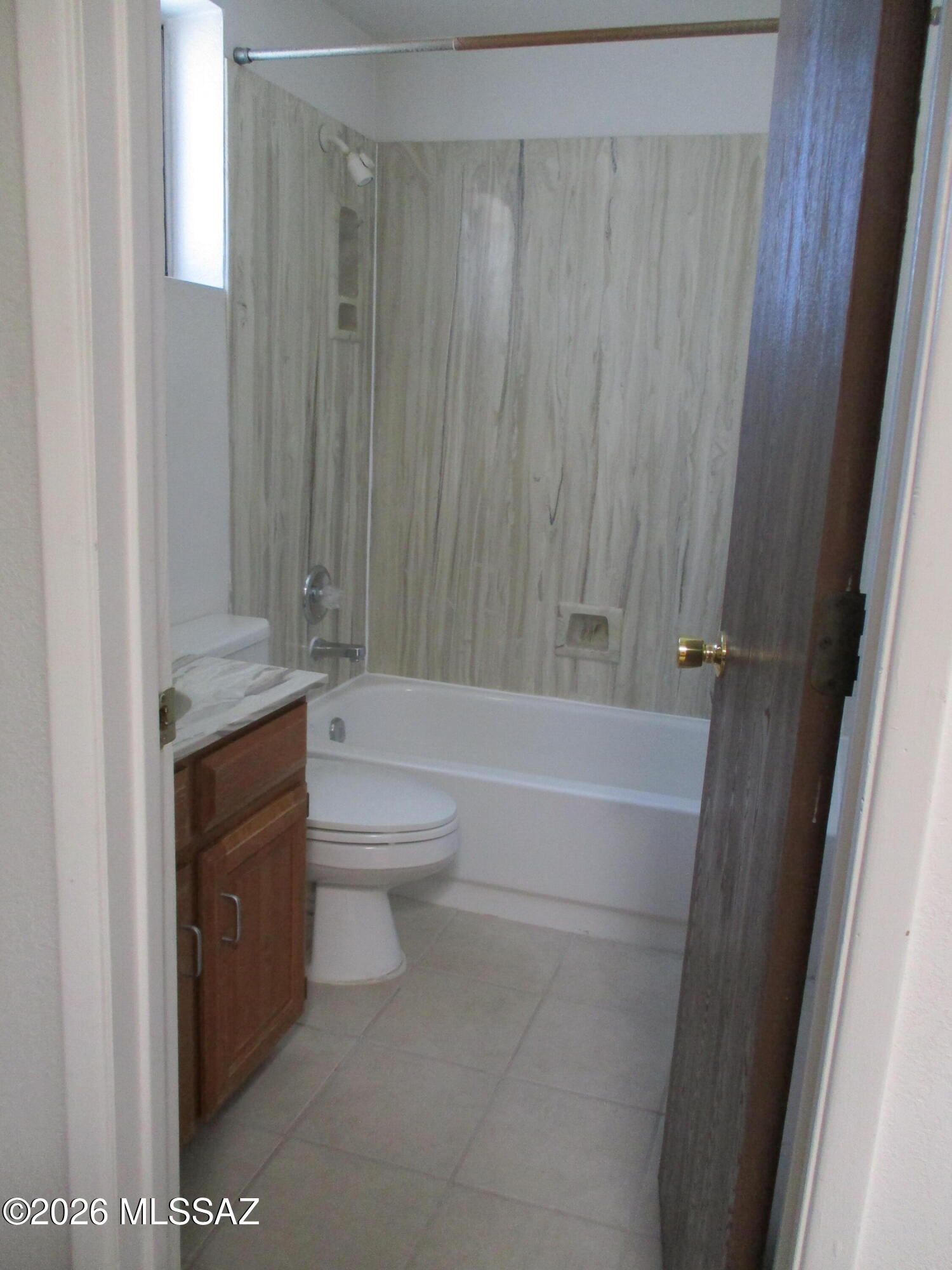 Vista Noreste Amended (1-8) - Residential Lease