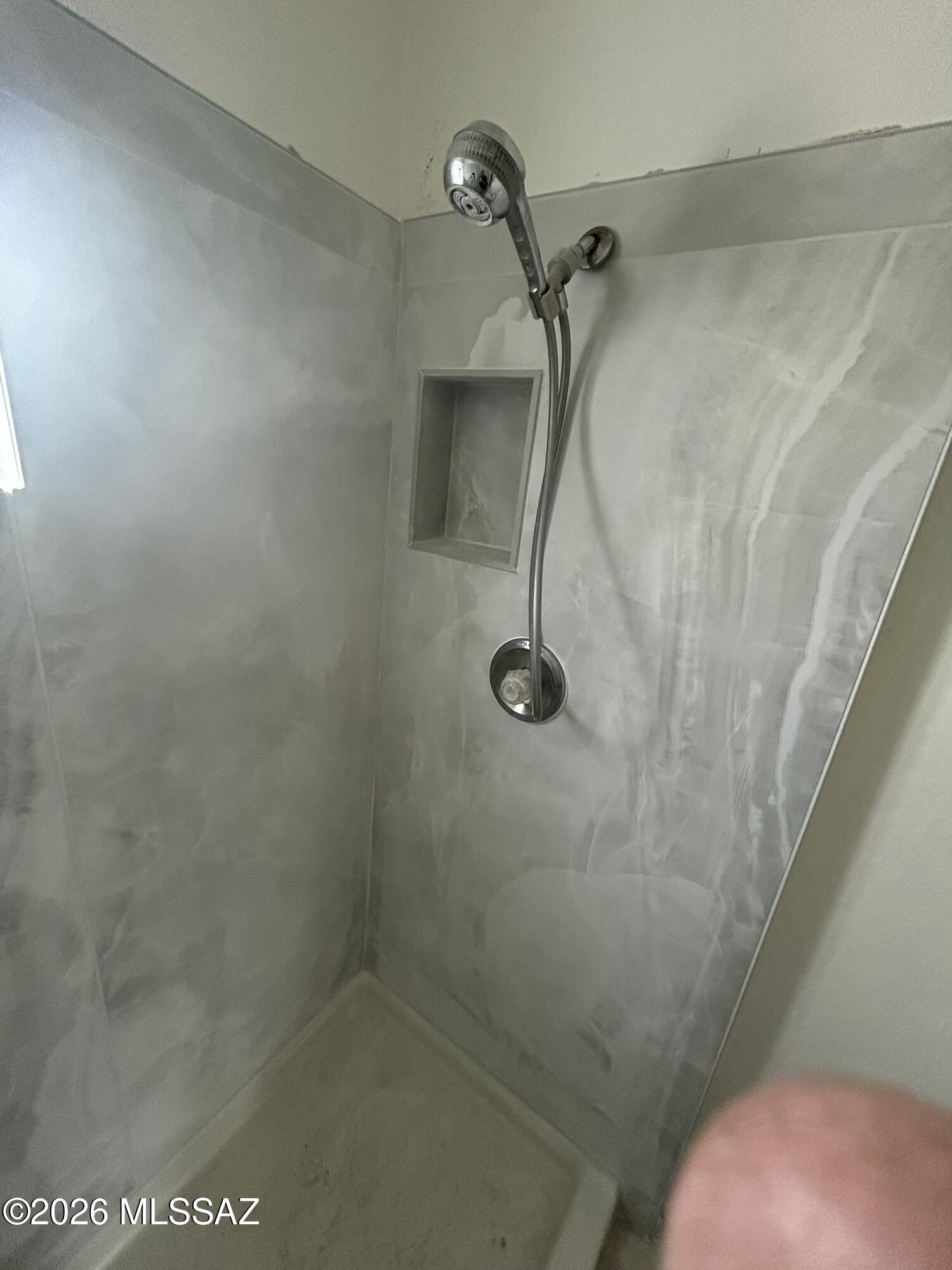 Vista Noreste Amended (1-8) - Residential Lease