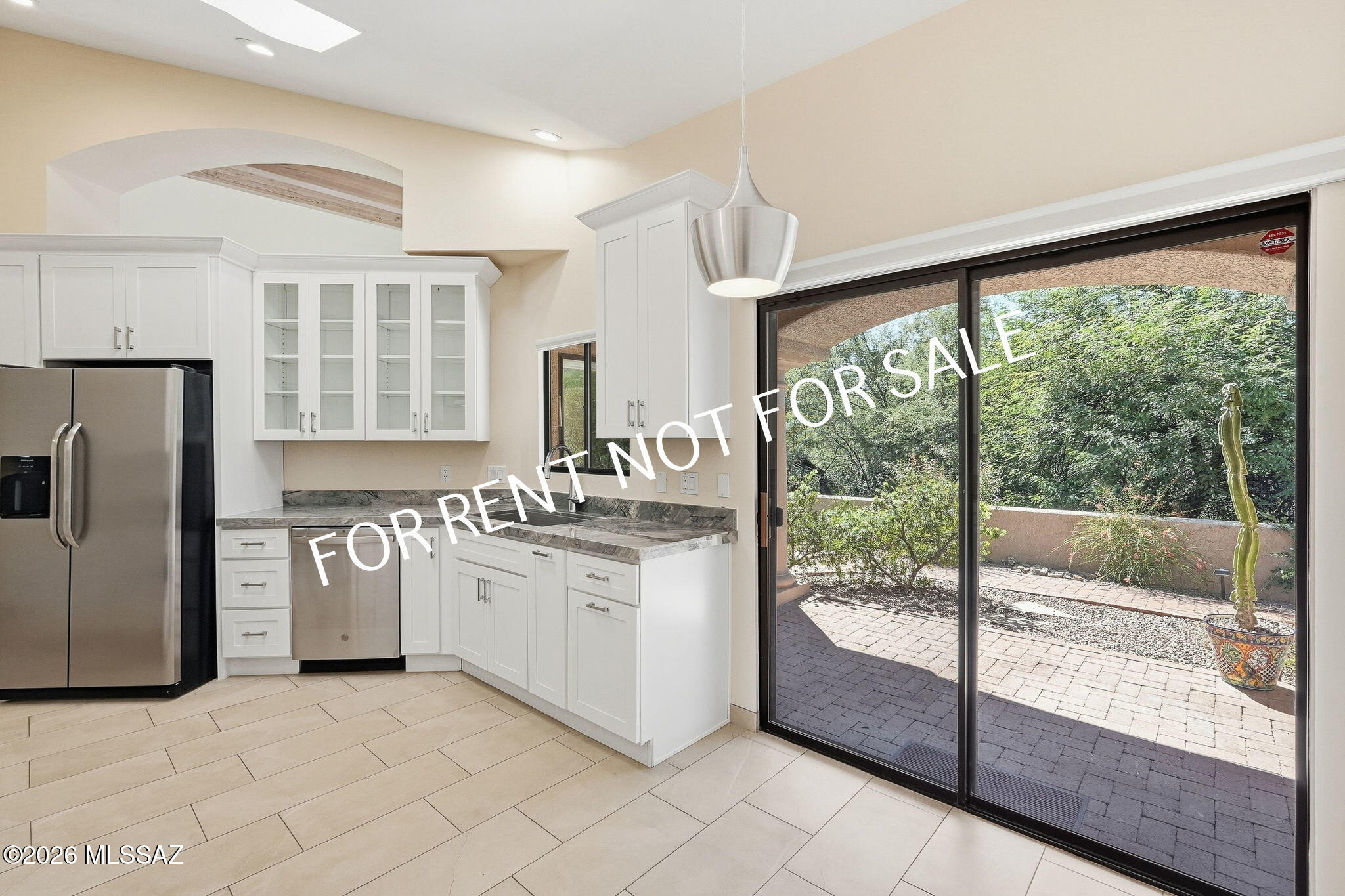 Ventana Serena (1-46) - Residential Lease