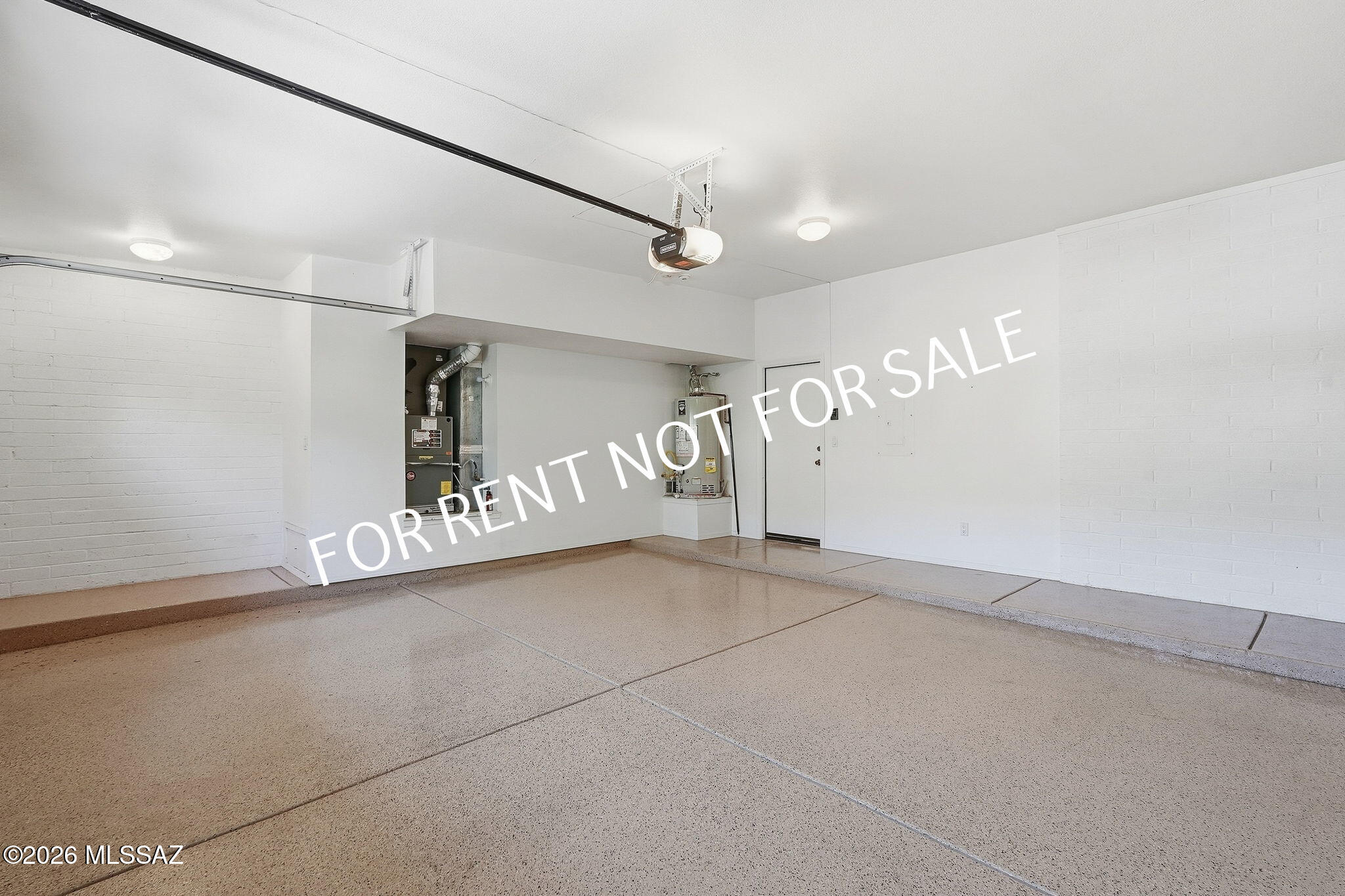 Ventana Serena (1-46) - Residential Lease