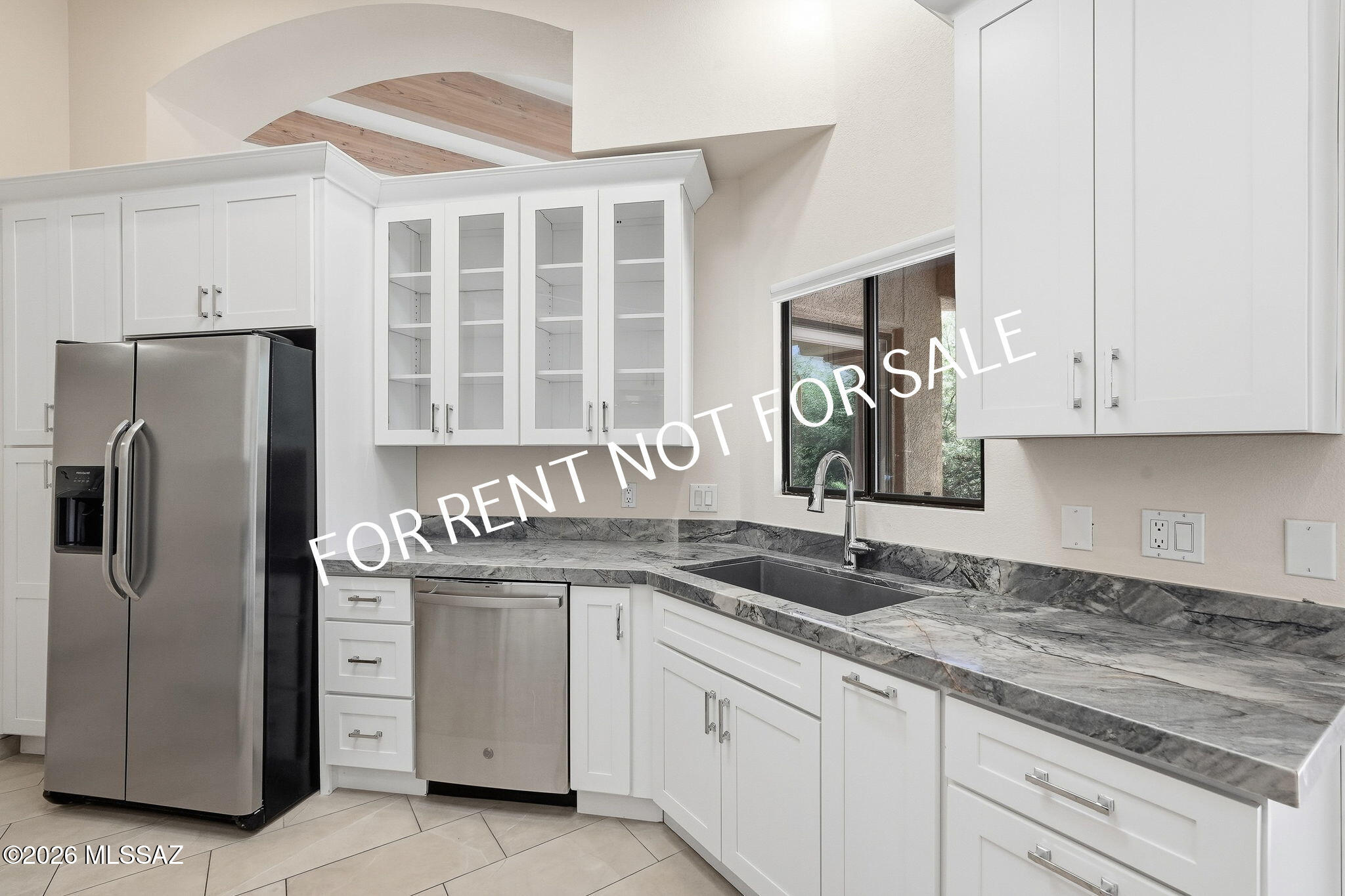 Ventana Serena (1-46) - Residential Lease