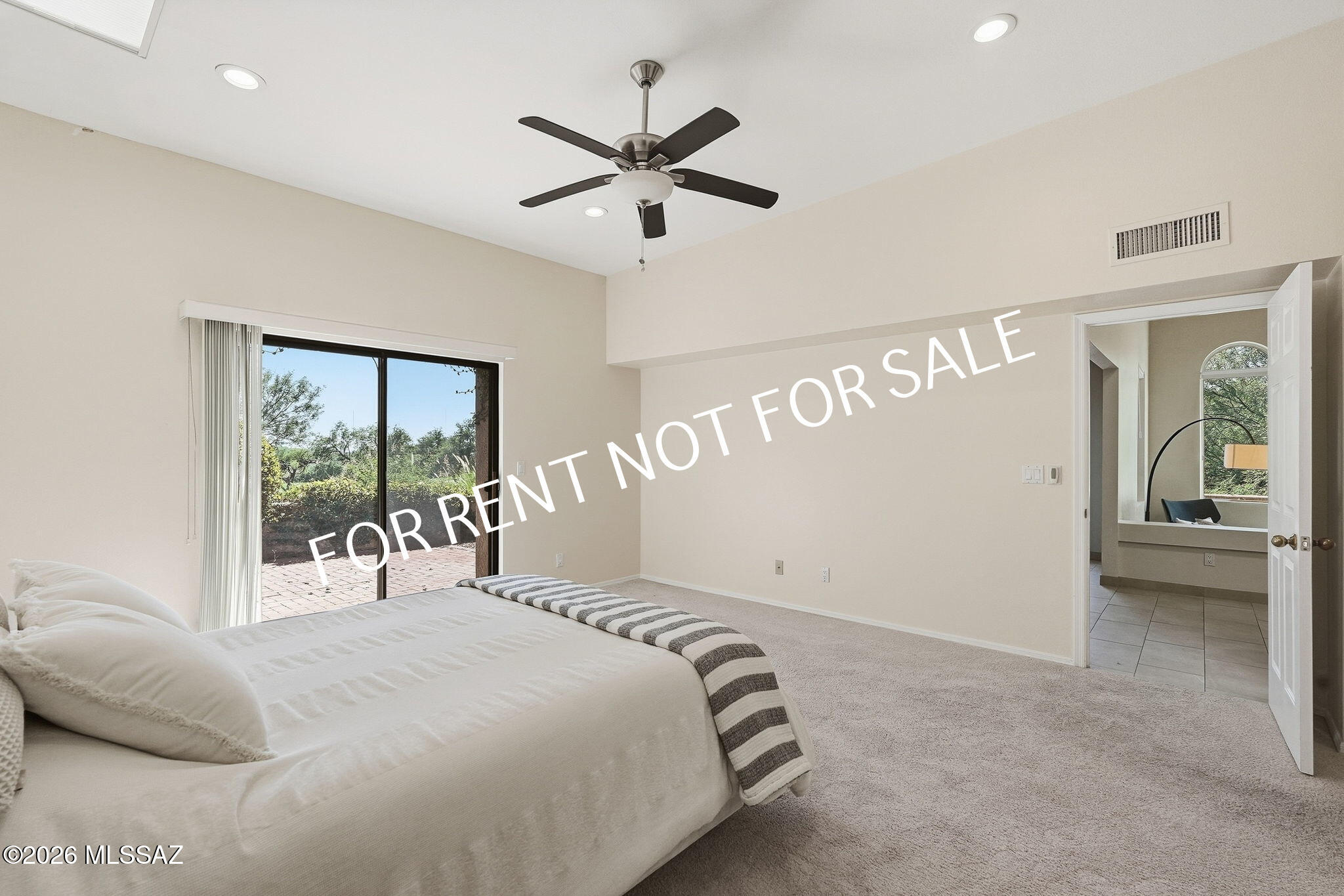 Ventana Serena (1-46) - Residential Lease