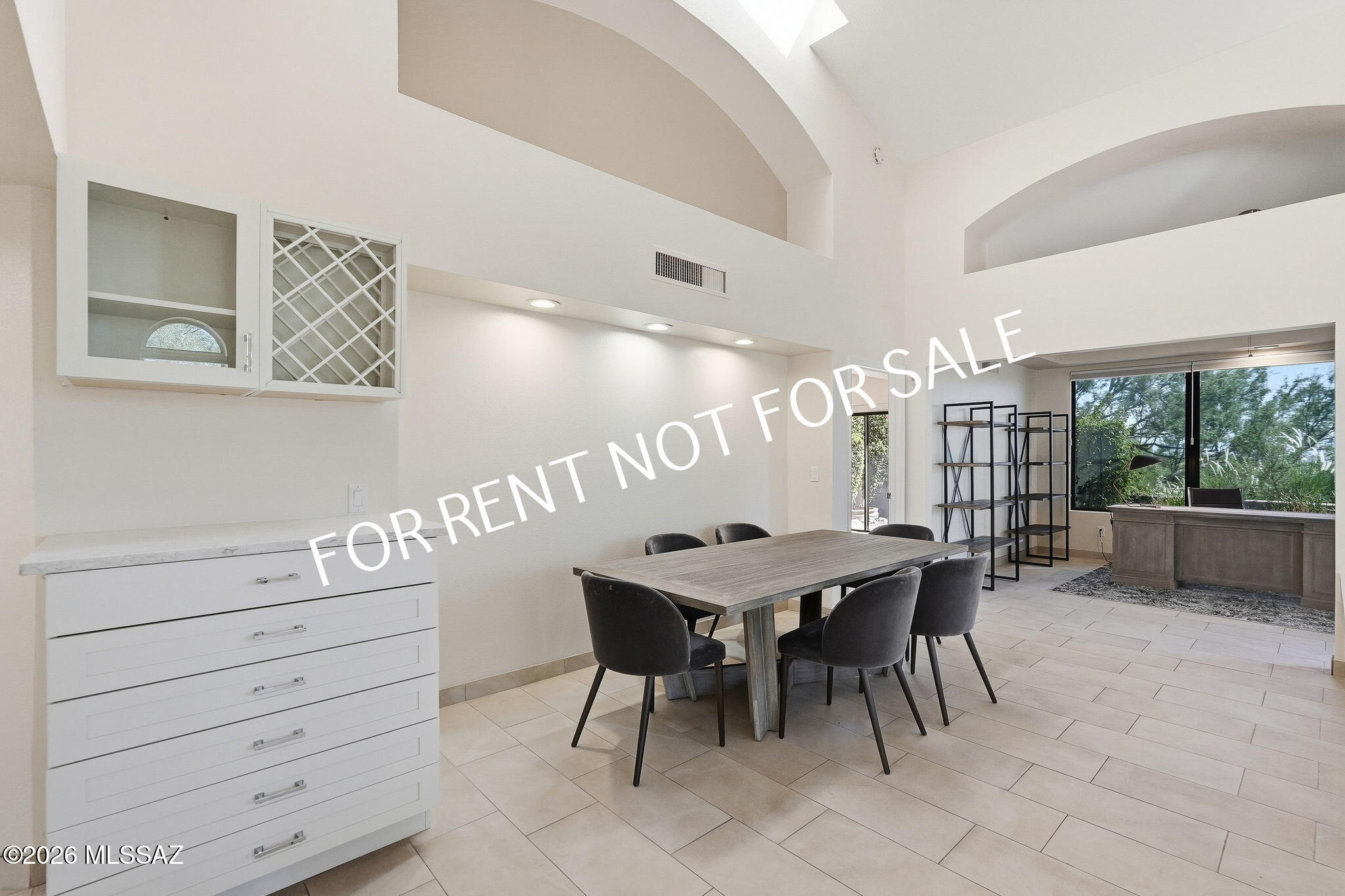 Ventana Serena (1-46) - Residential Lease