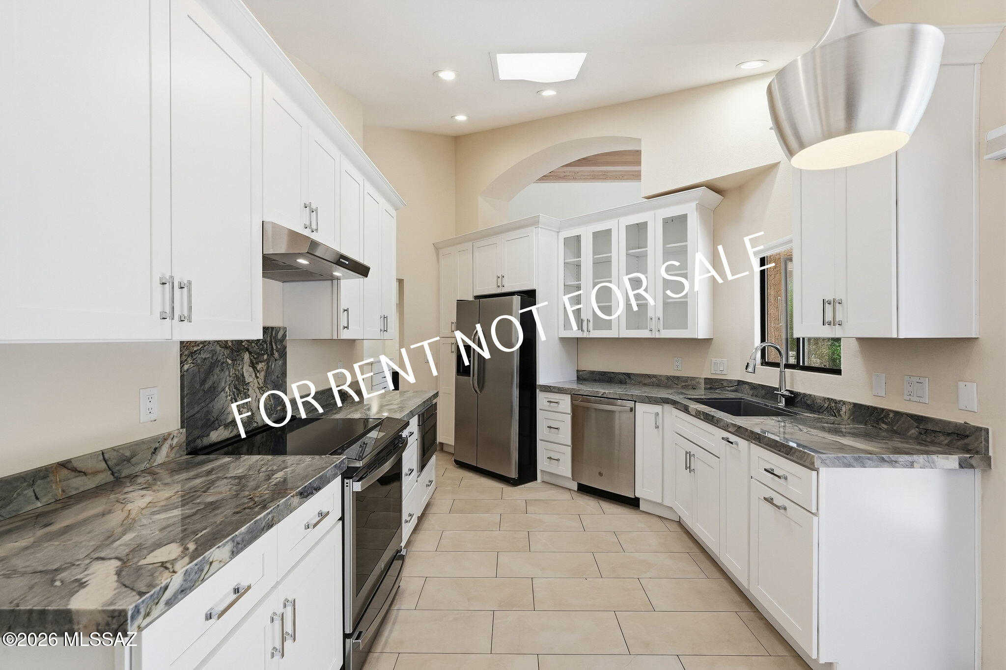Ventana Serena (1-46) - Residential Lease