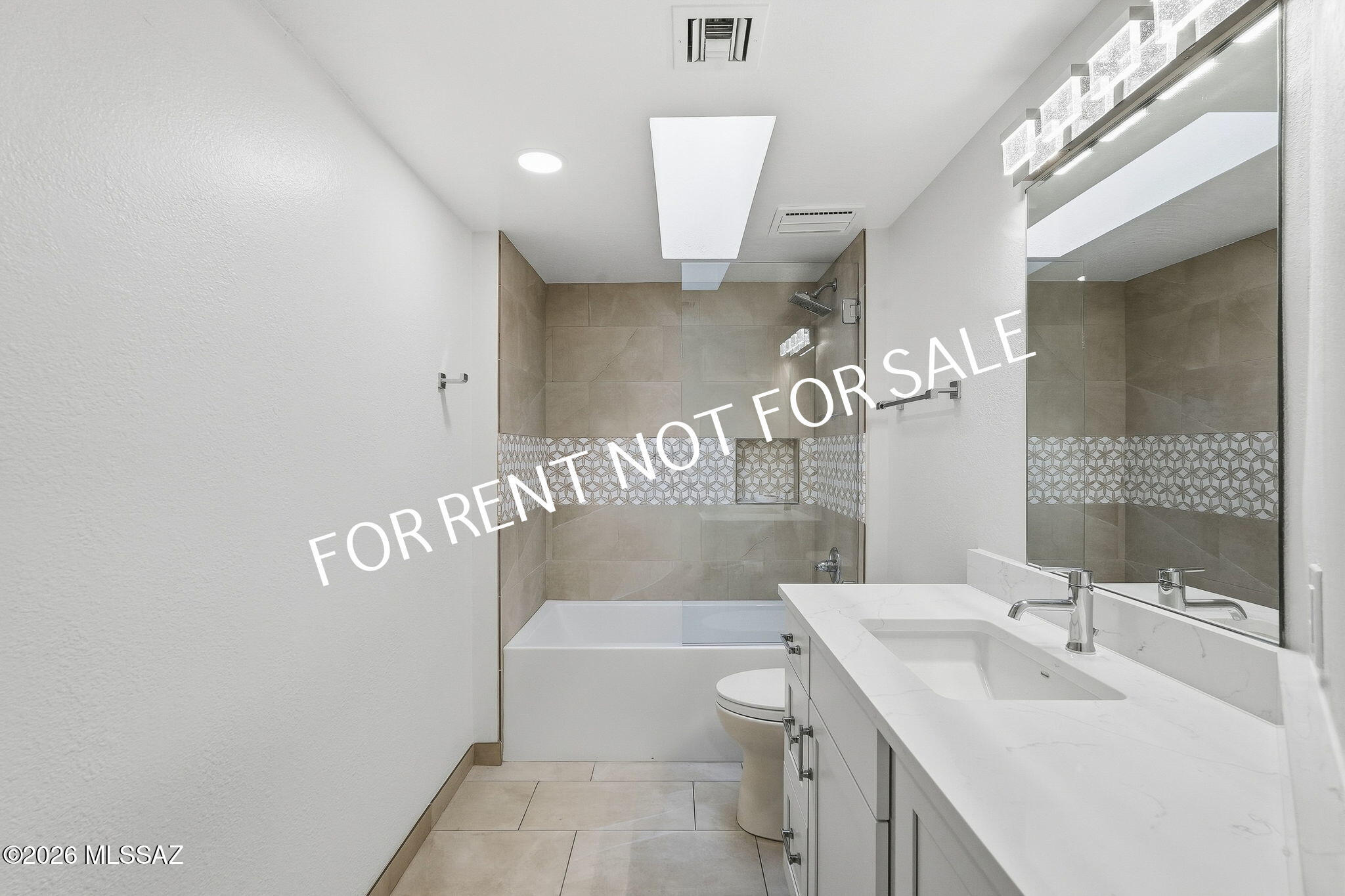Ventana Serena (1-46) - Residential Lease