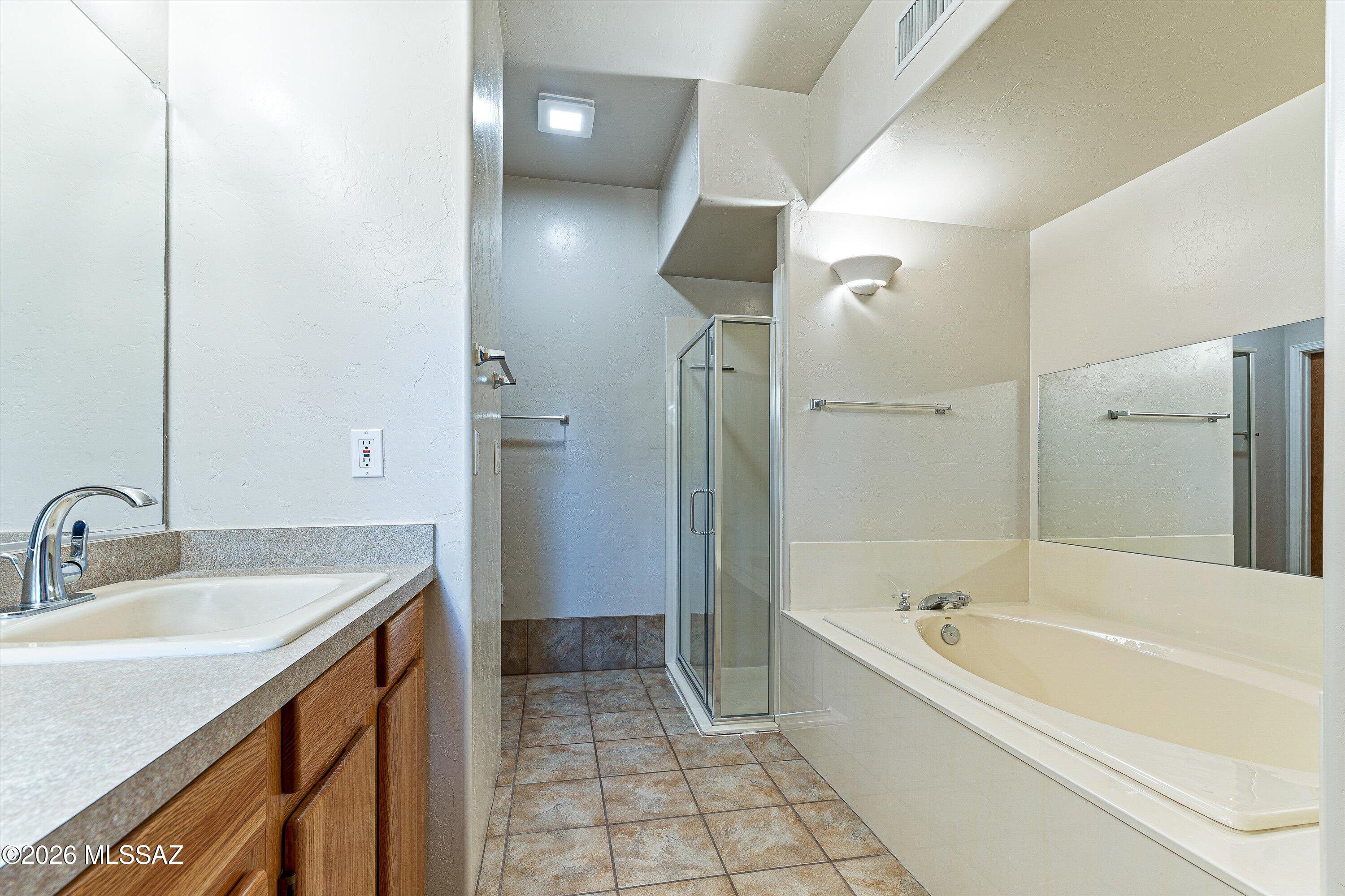 Canada Hills Est Phase I (1-41) - Residential
