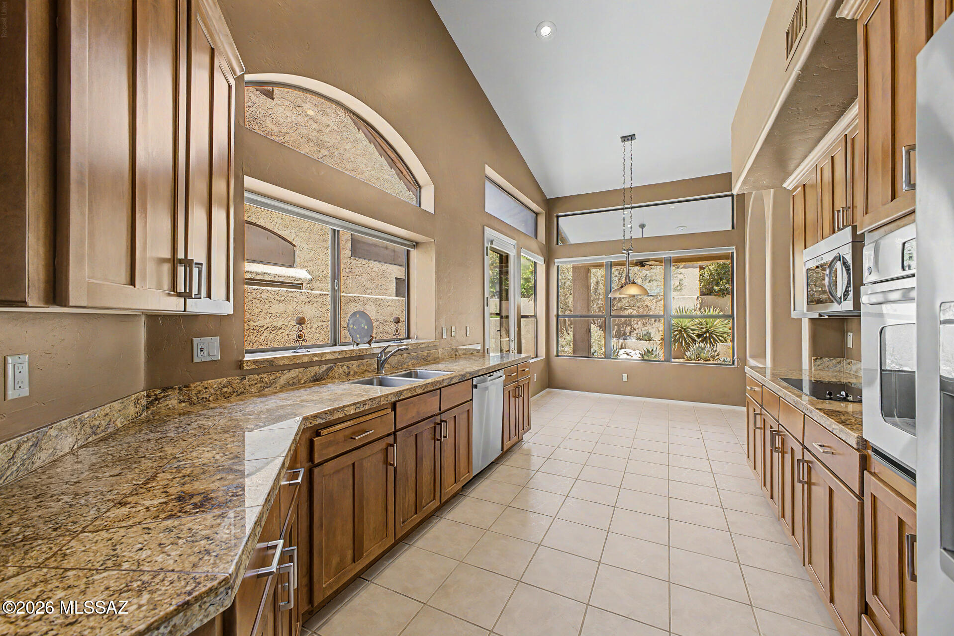 Ventana Canyon Golf Villas - Residential