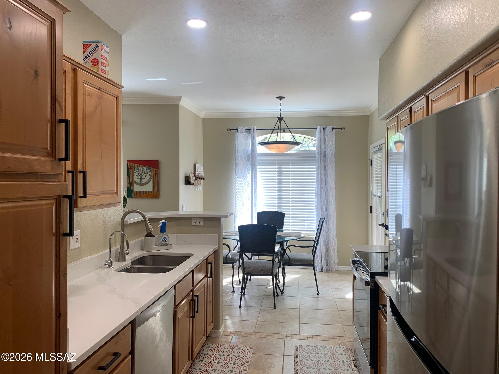 Pinnacle Canyon Condominium - Residential Lease