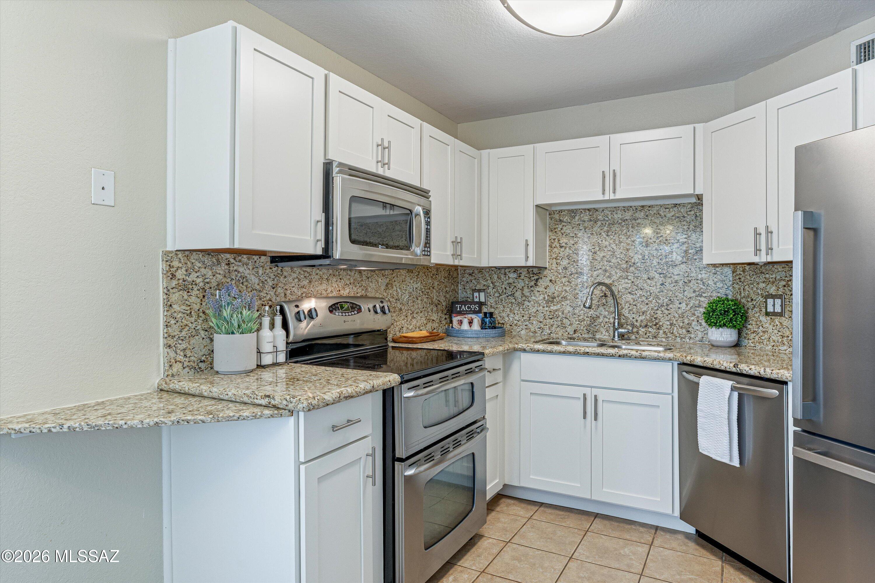 Canyon View At Ventana Condominium (1-264) - Residential