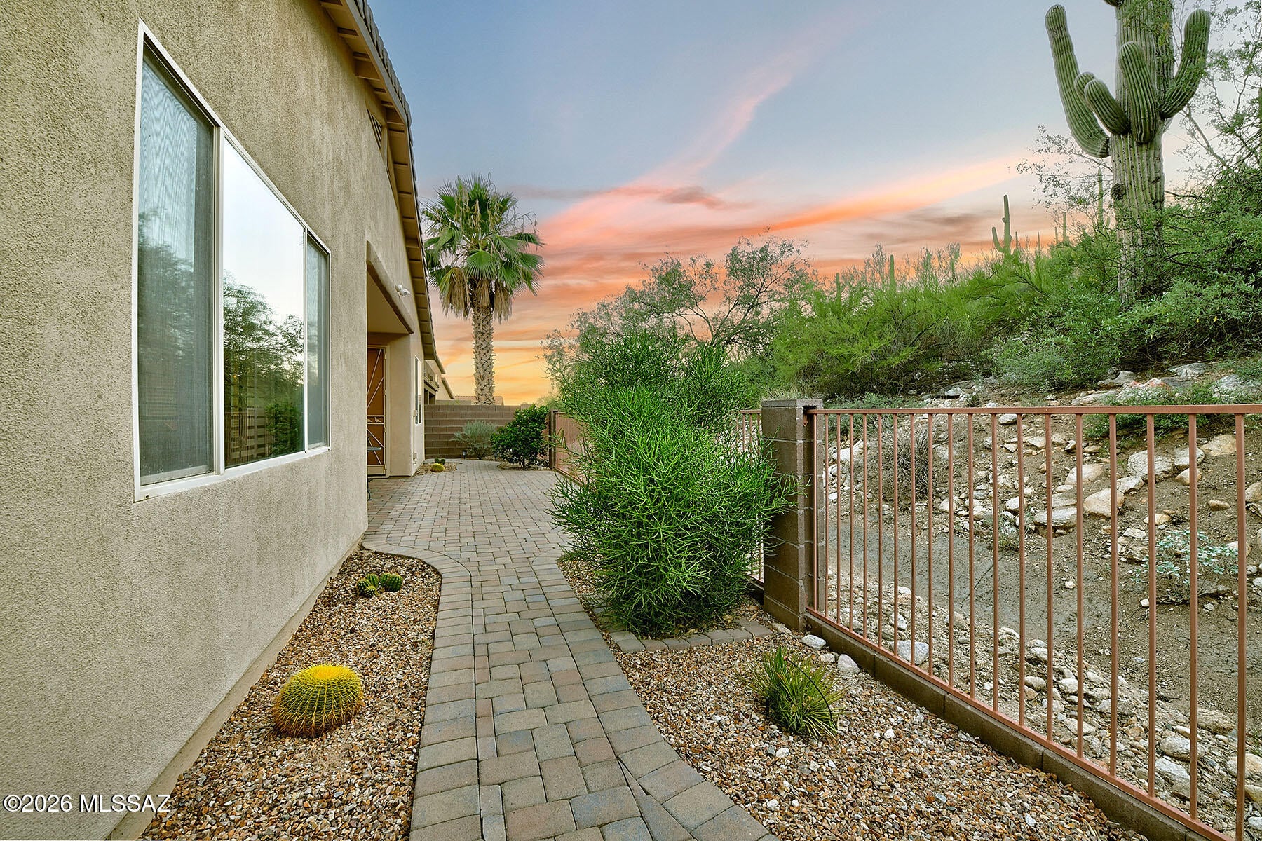 Sabino Mountain (1-290) - Residential