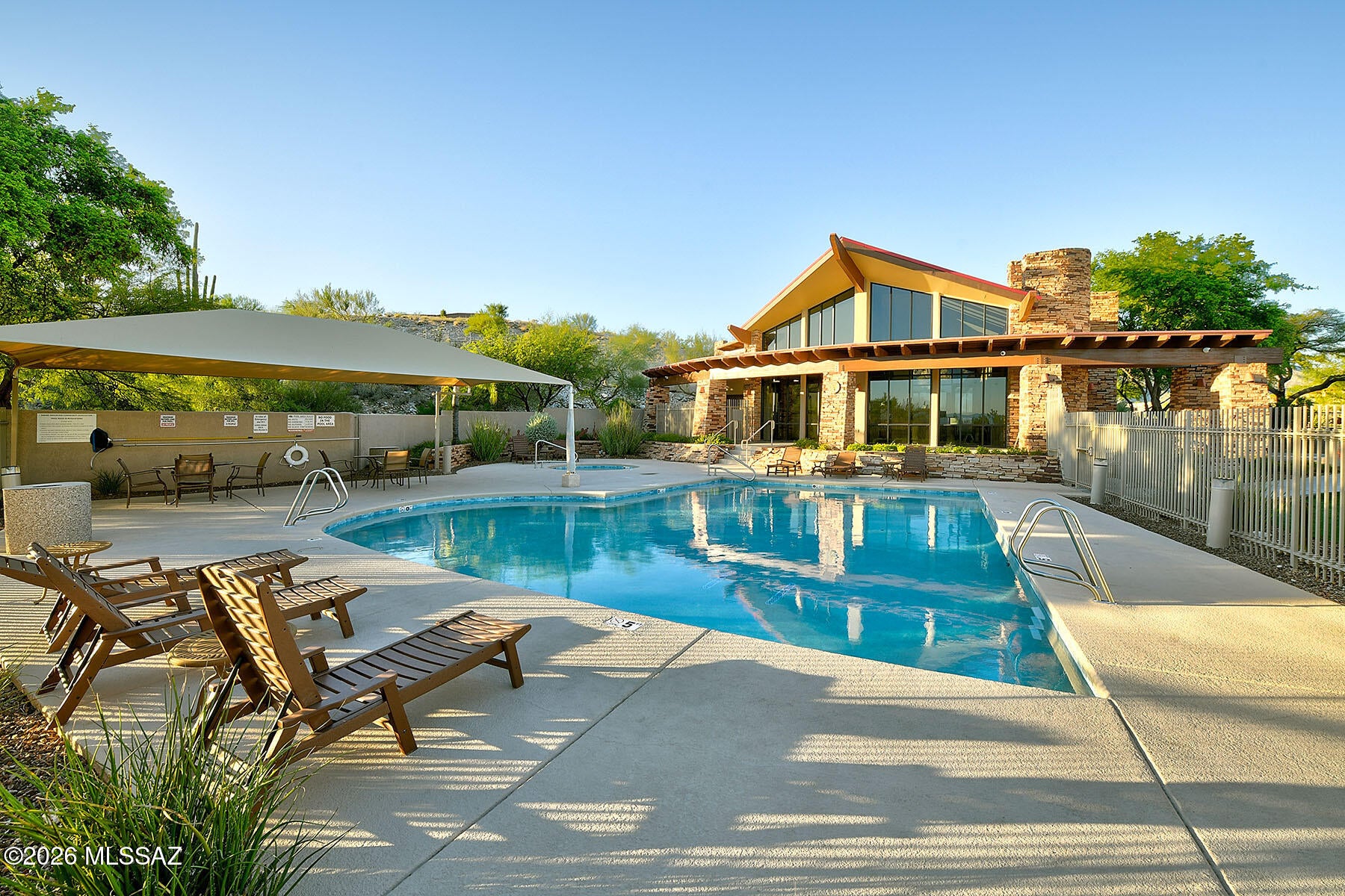 Sabino Mountain (1-290) - Residential