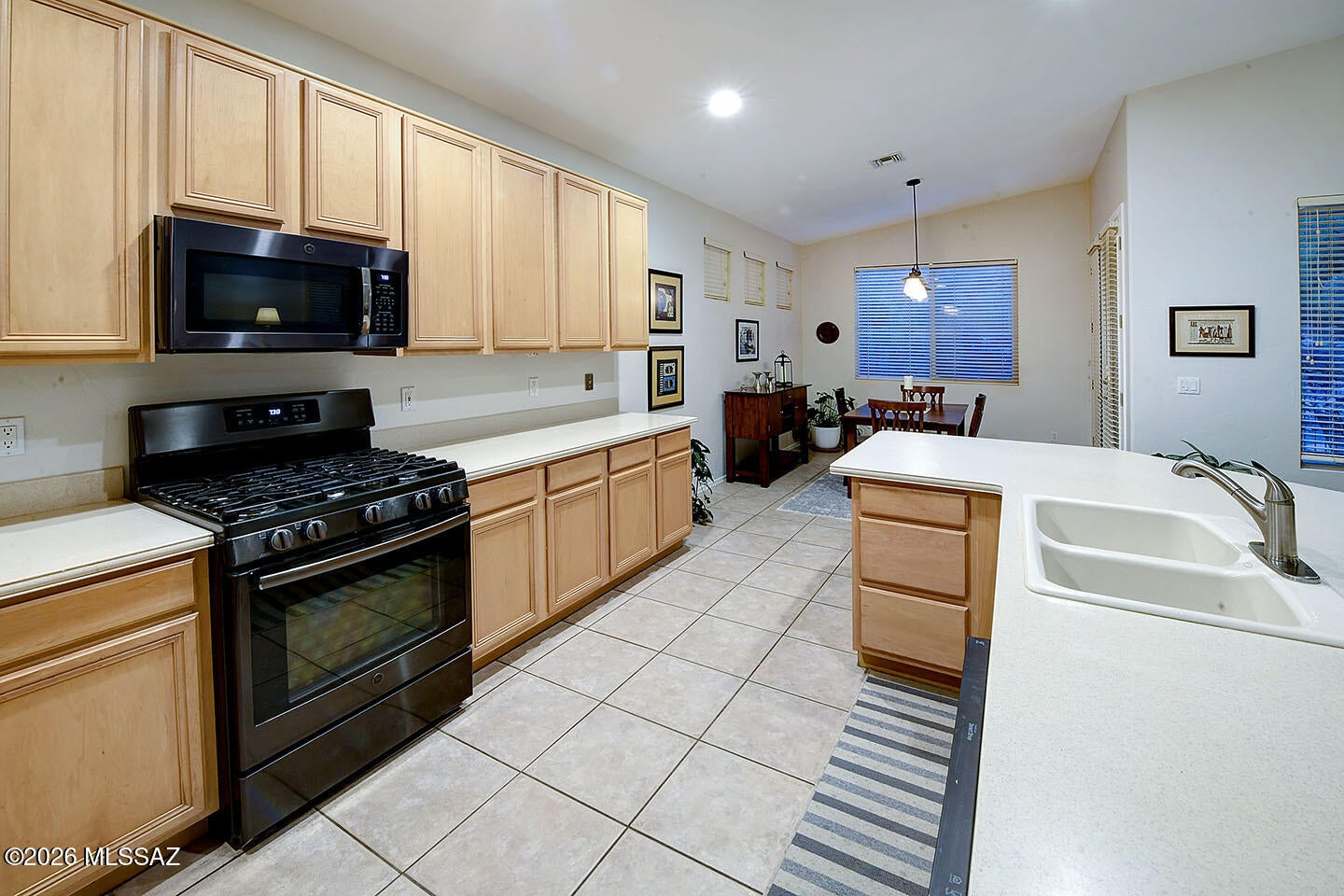 Sabino Mountain (1-290) - Residential