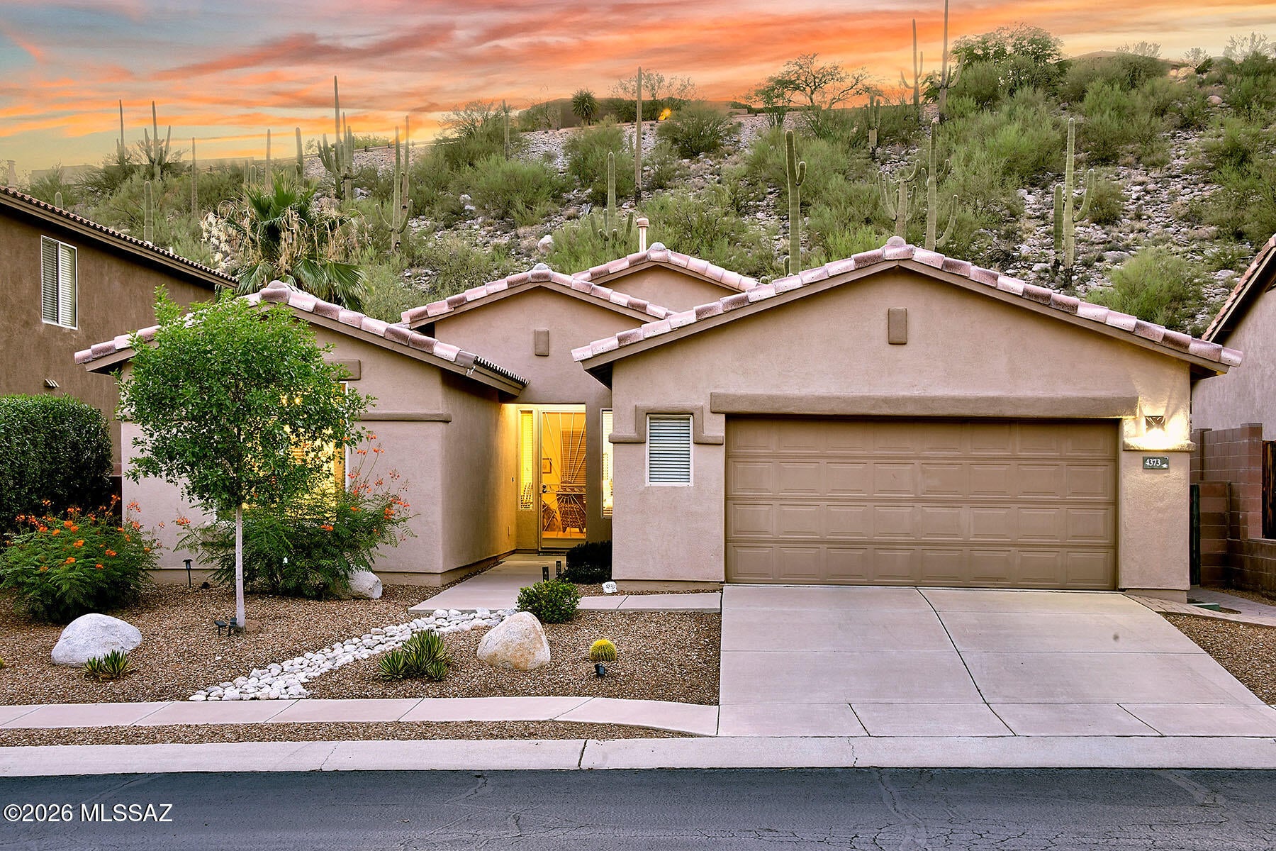 Sabino Mountain (1-290) - Residential
