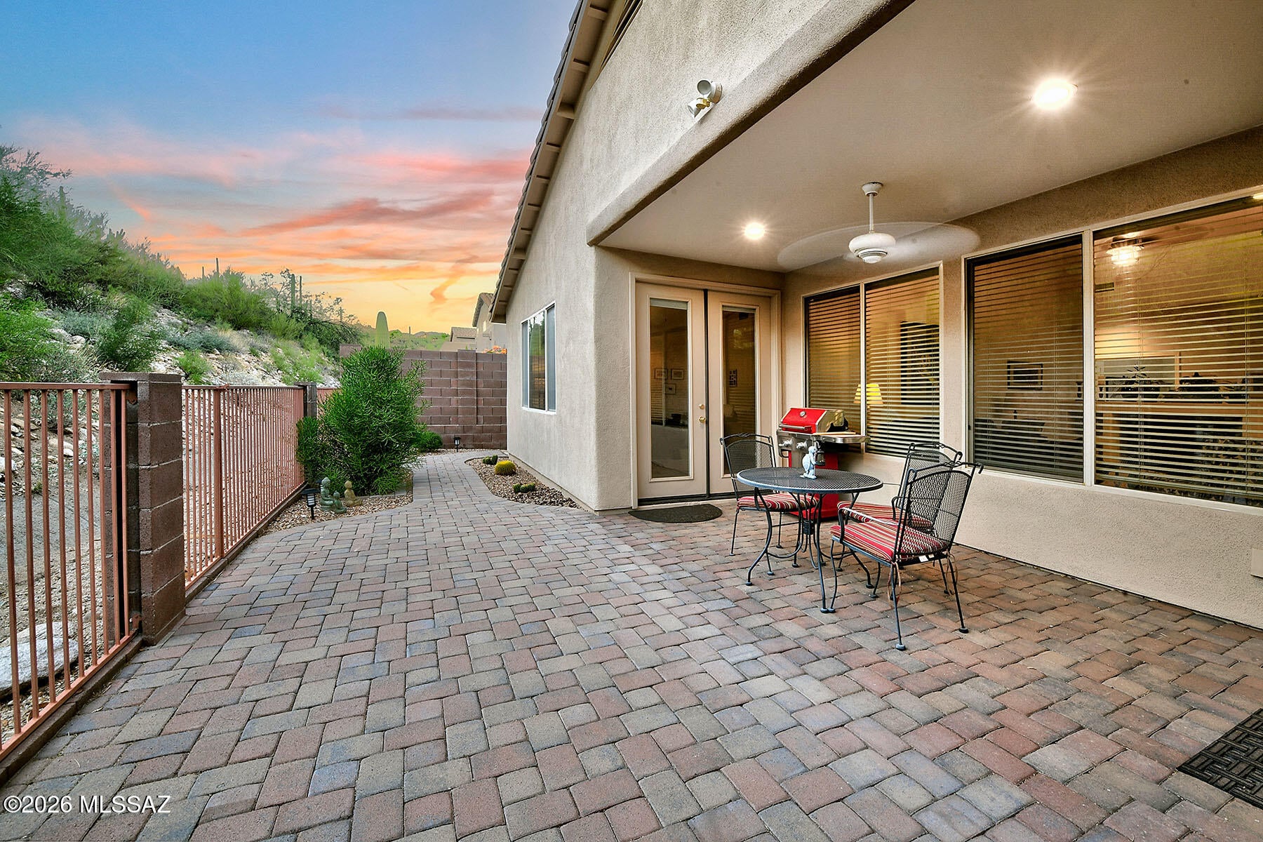 Sabino Mountain (1-290) - Residential