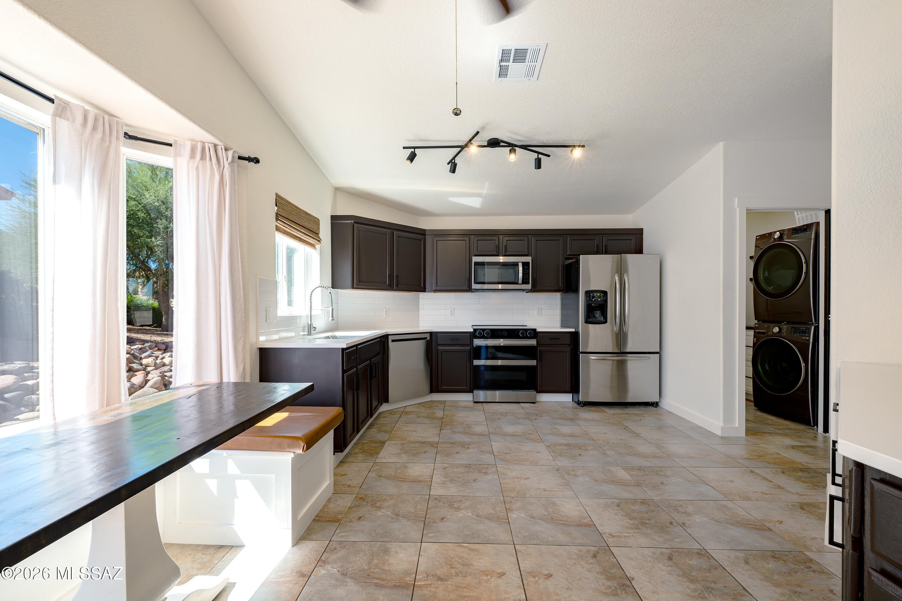 Fairway Groves (420-460) - Residential