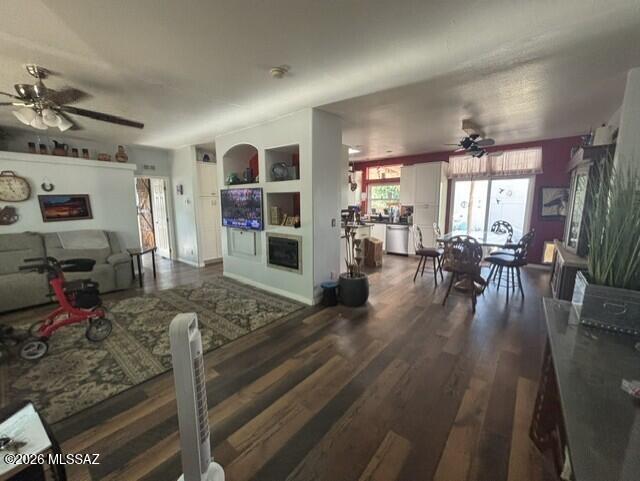 Mescal Lakes - Residential