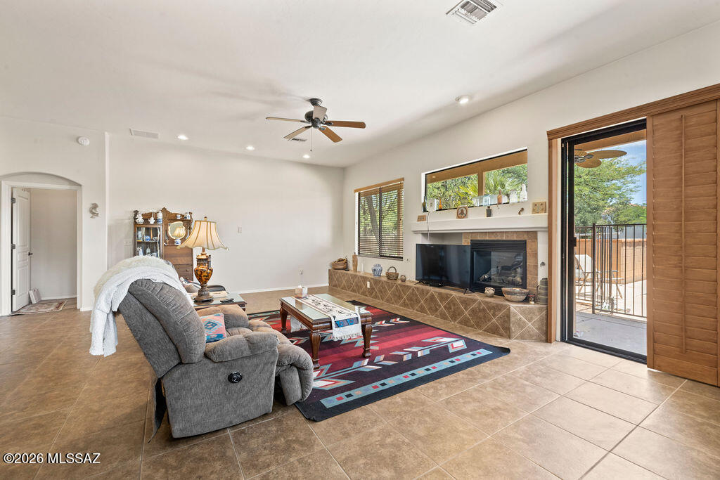 Desert Links (1-48) - Residential