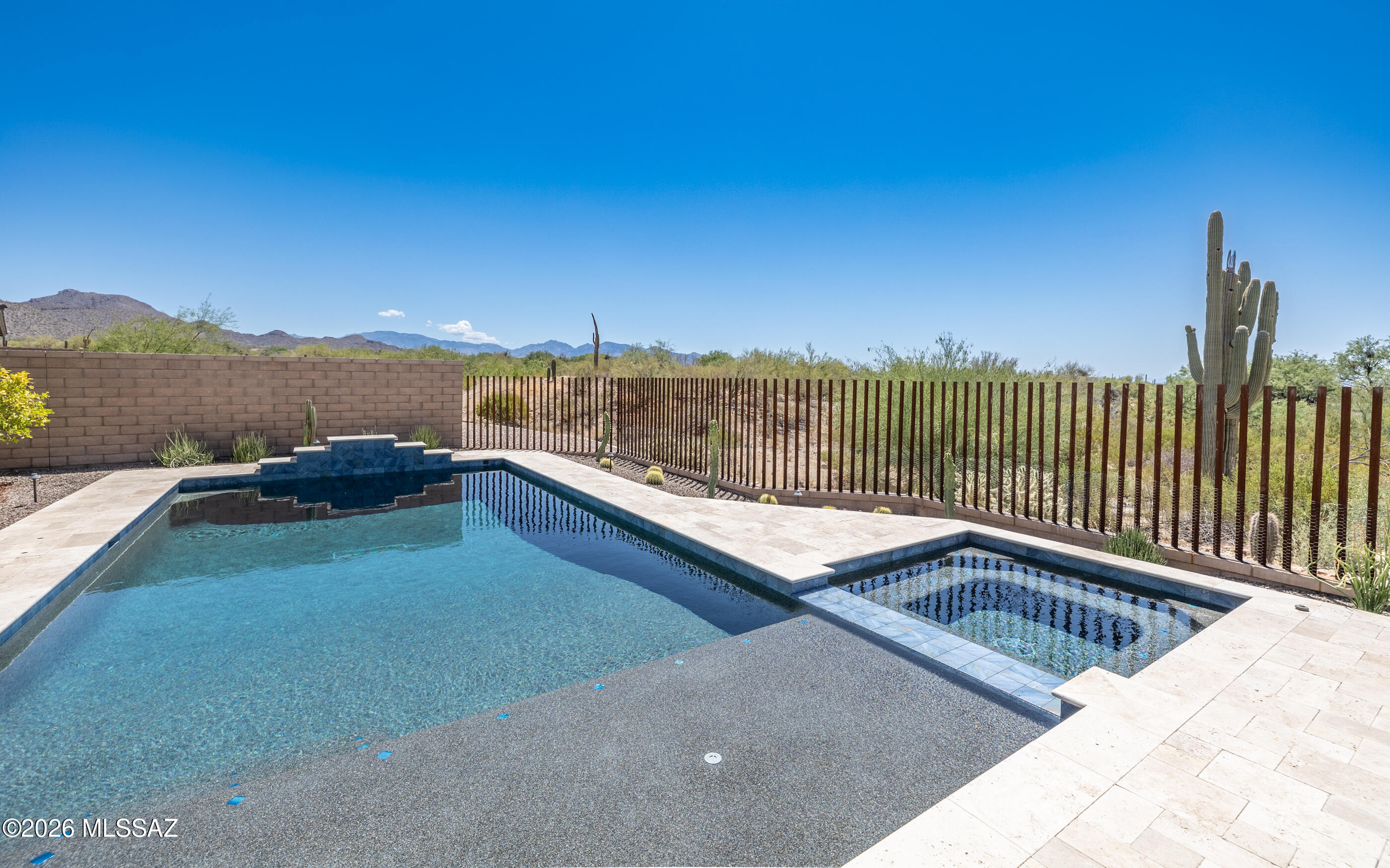 Los Saguaros At Dove Mountain SQ20121640199 - Residential