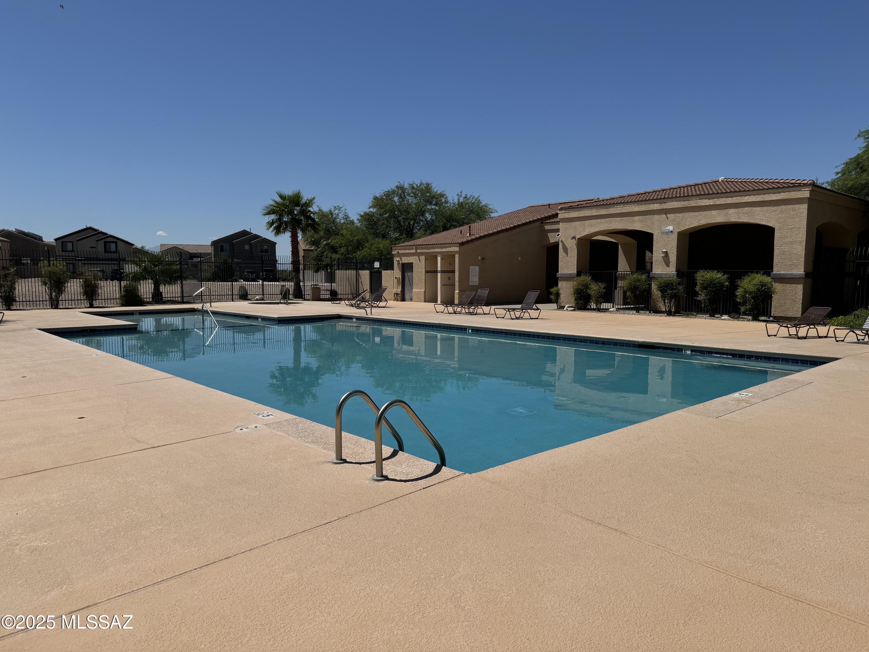 Vista Montana Estates - Residential Lease