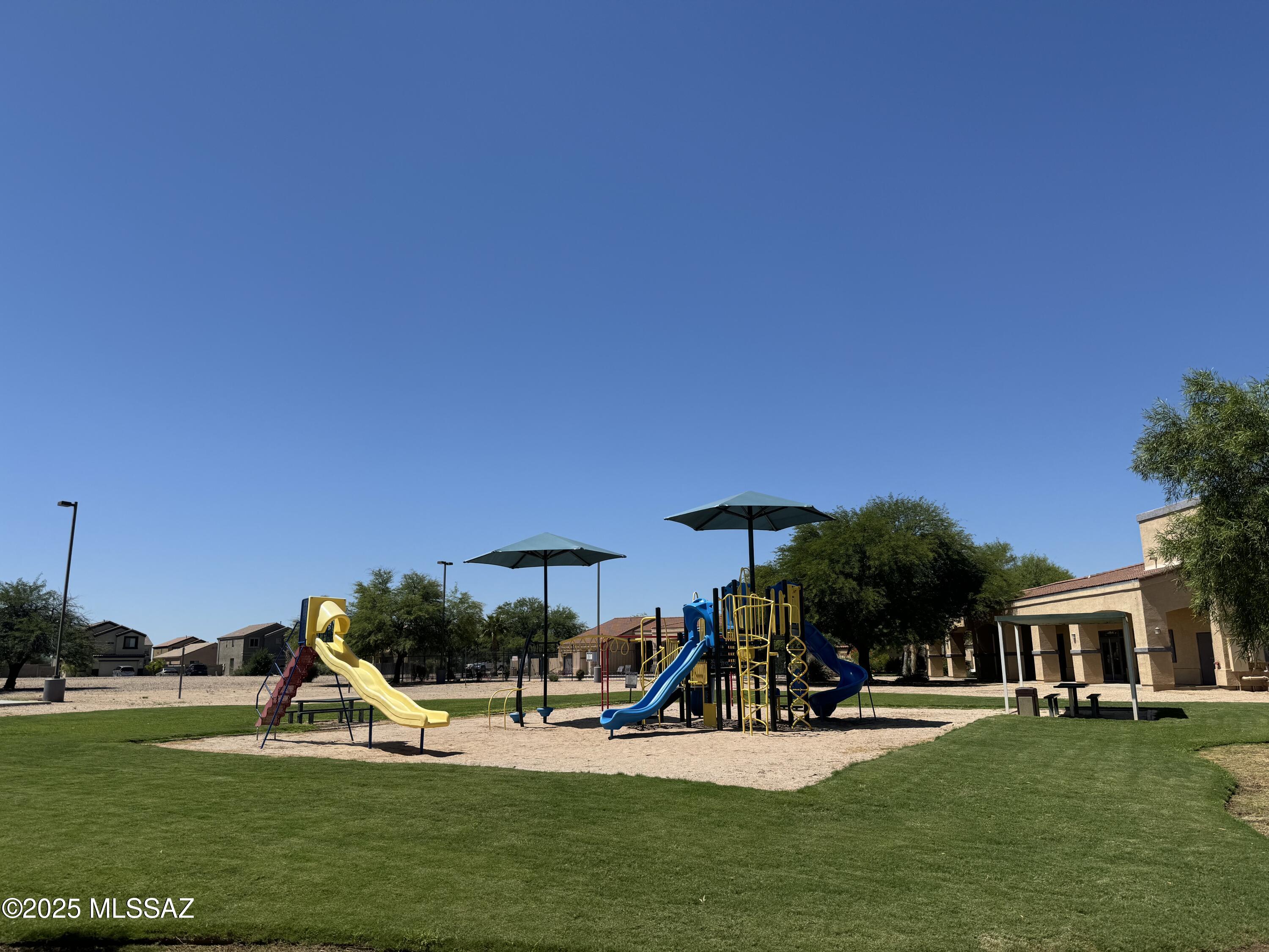 Vista Montana Estates - Residential Lease