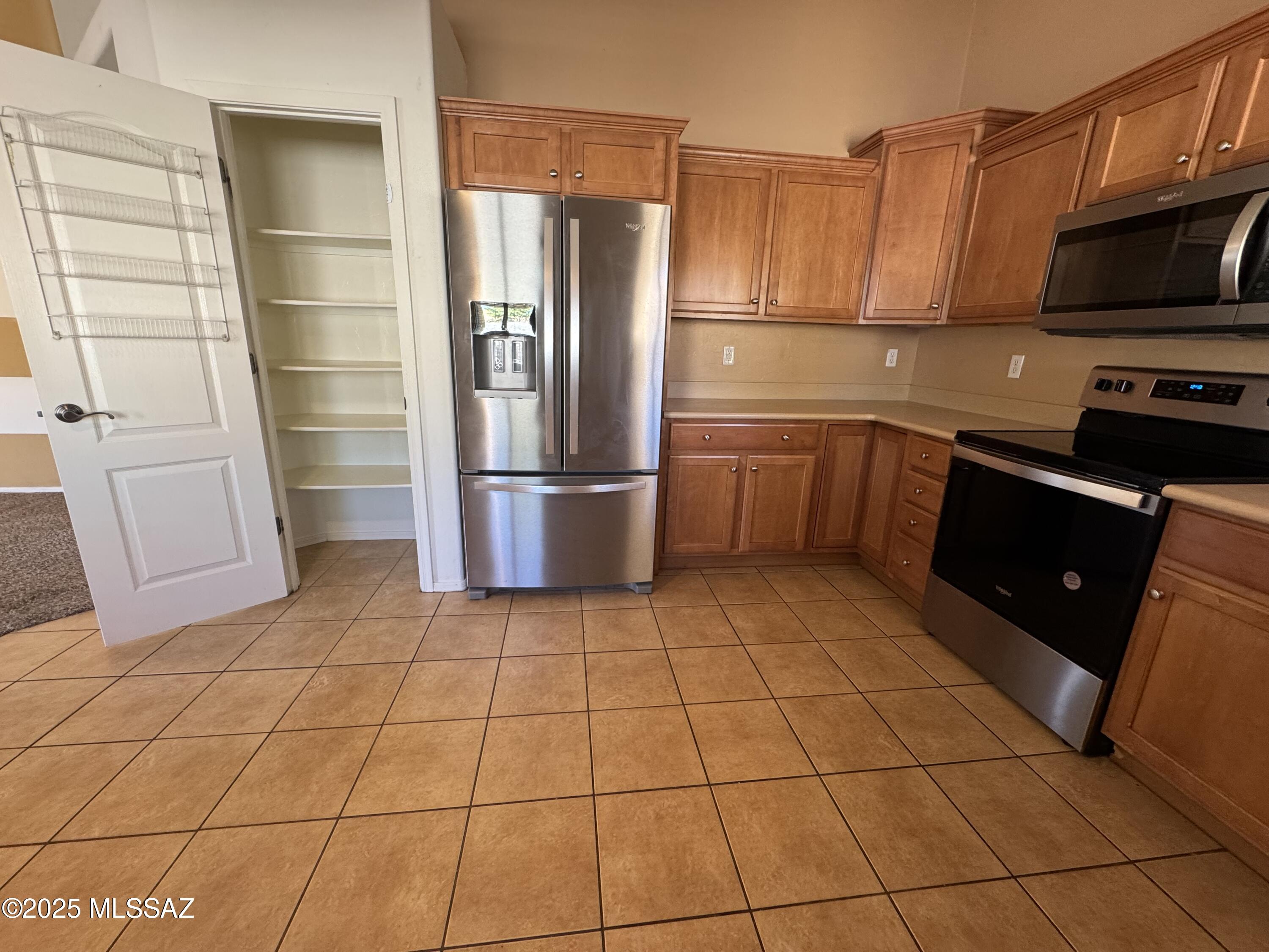 Vista Montana Estates - Residential Lease