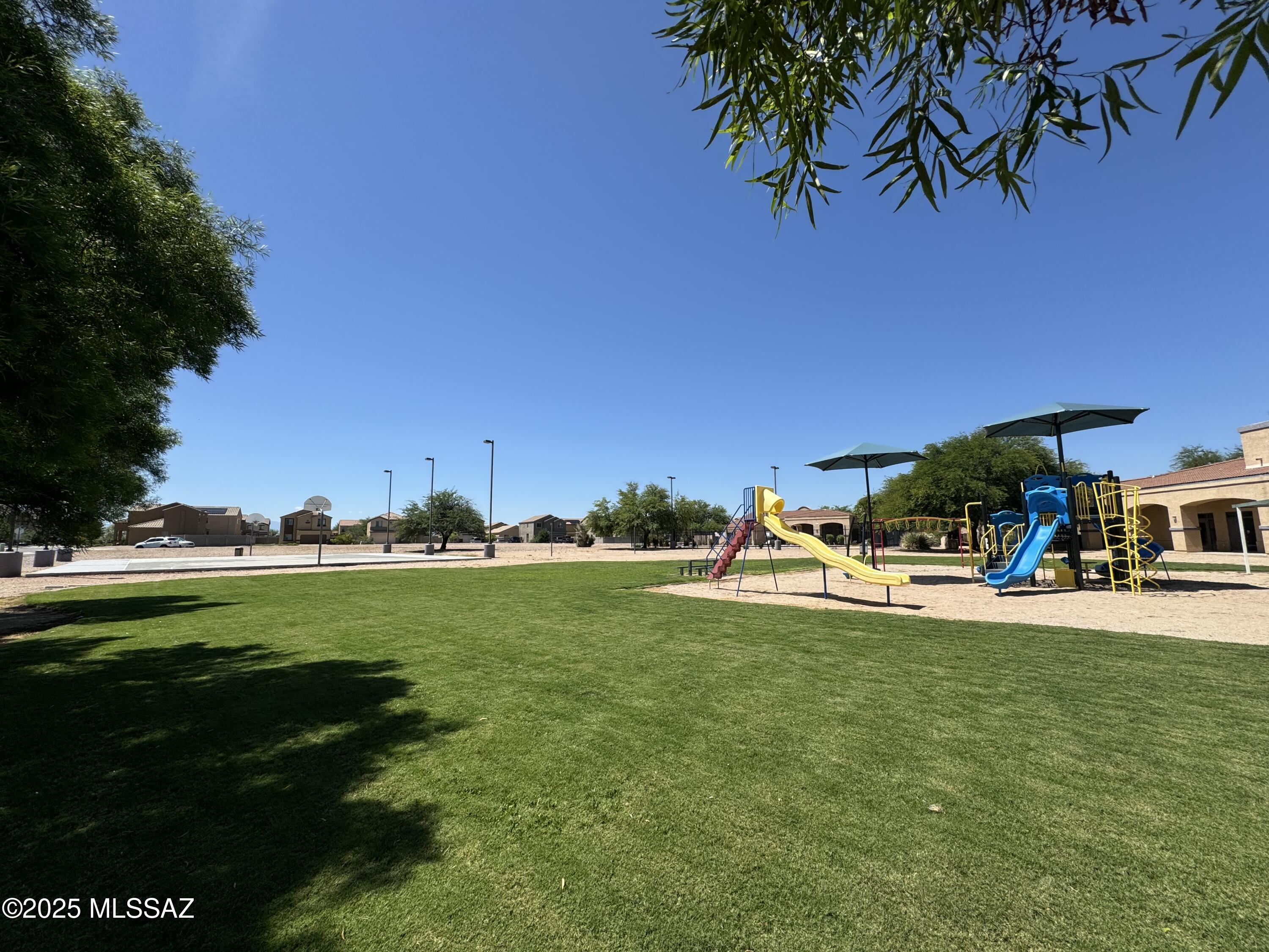 Vista Montana Estates - Residential Lease