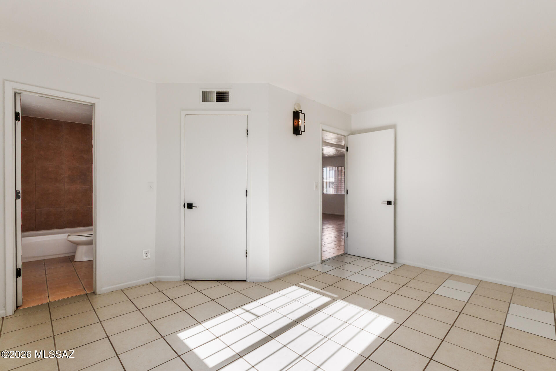 Estrella Sub Amd - Residential