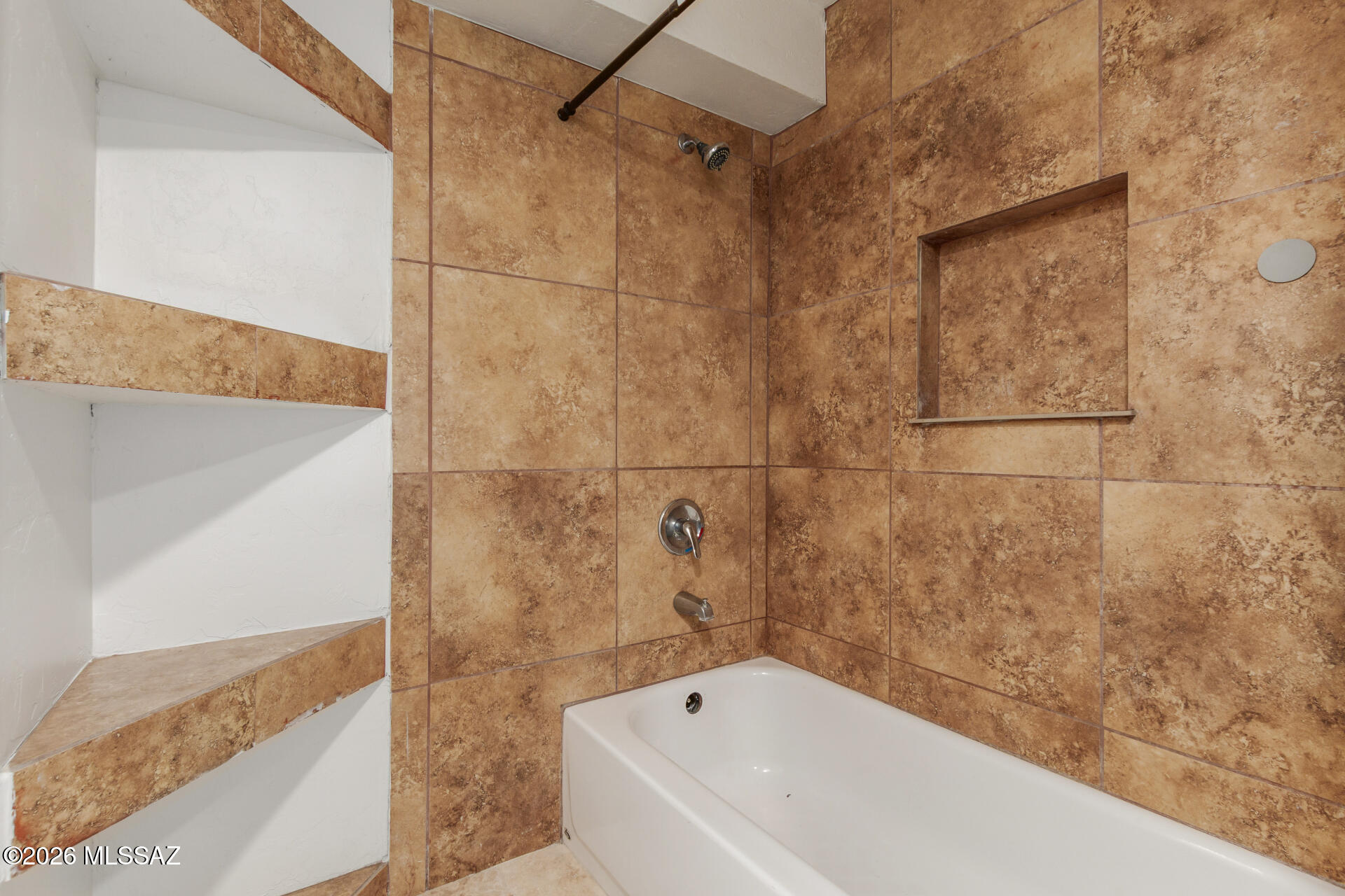 Estrella Sub Amd - Residential