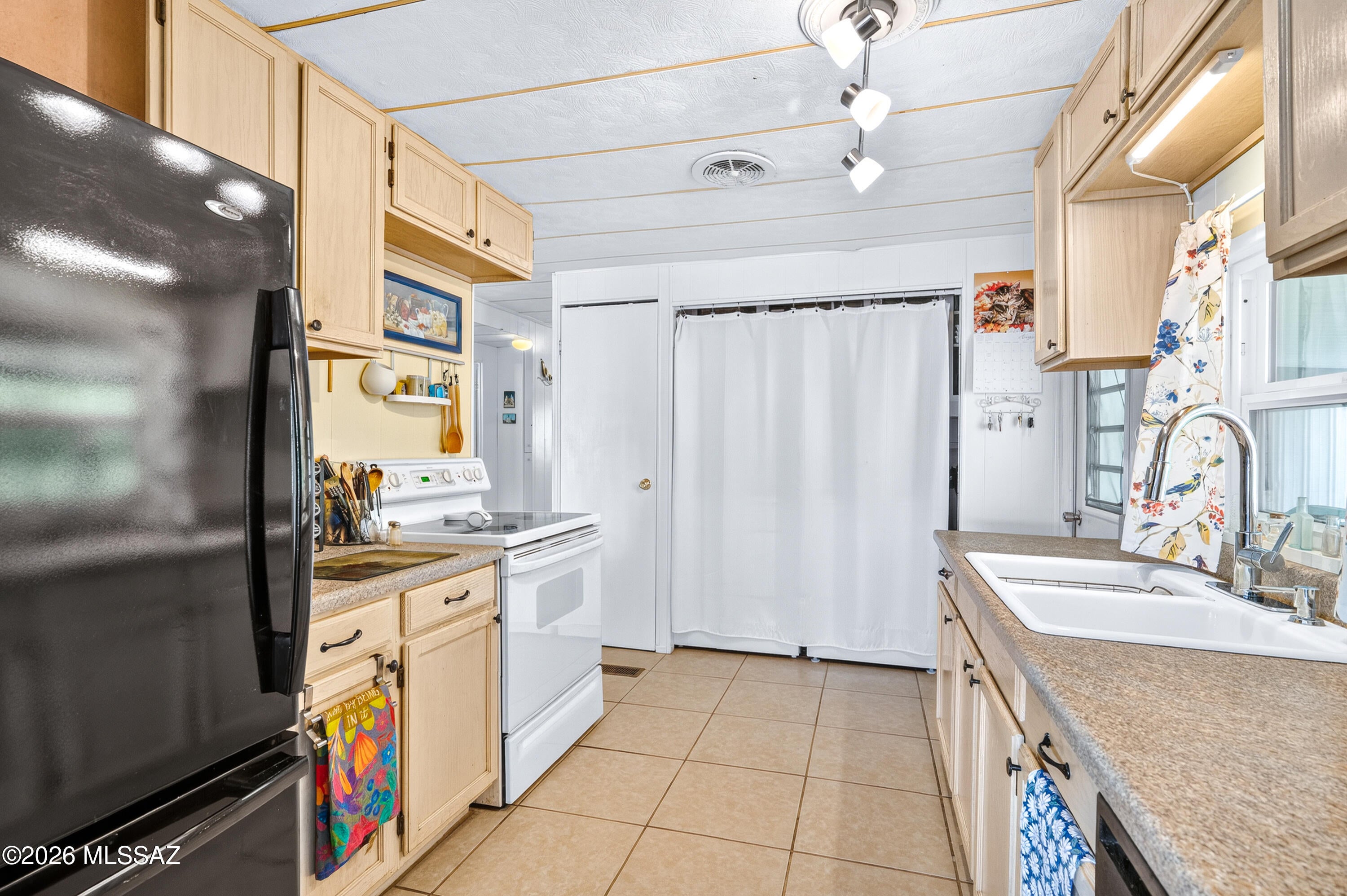 Tucson Estates (1-634) - Residential