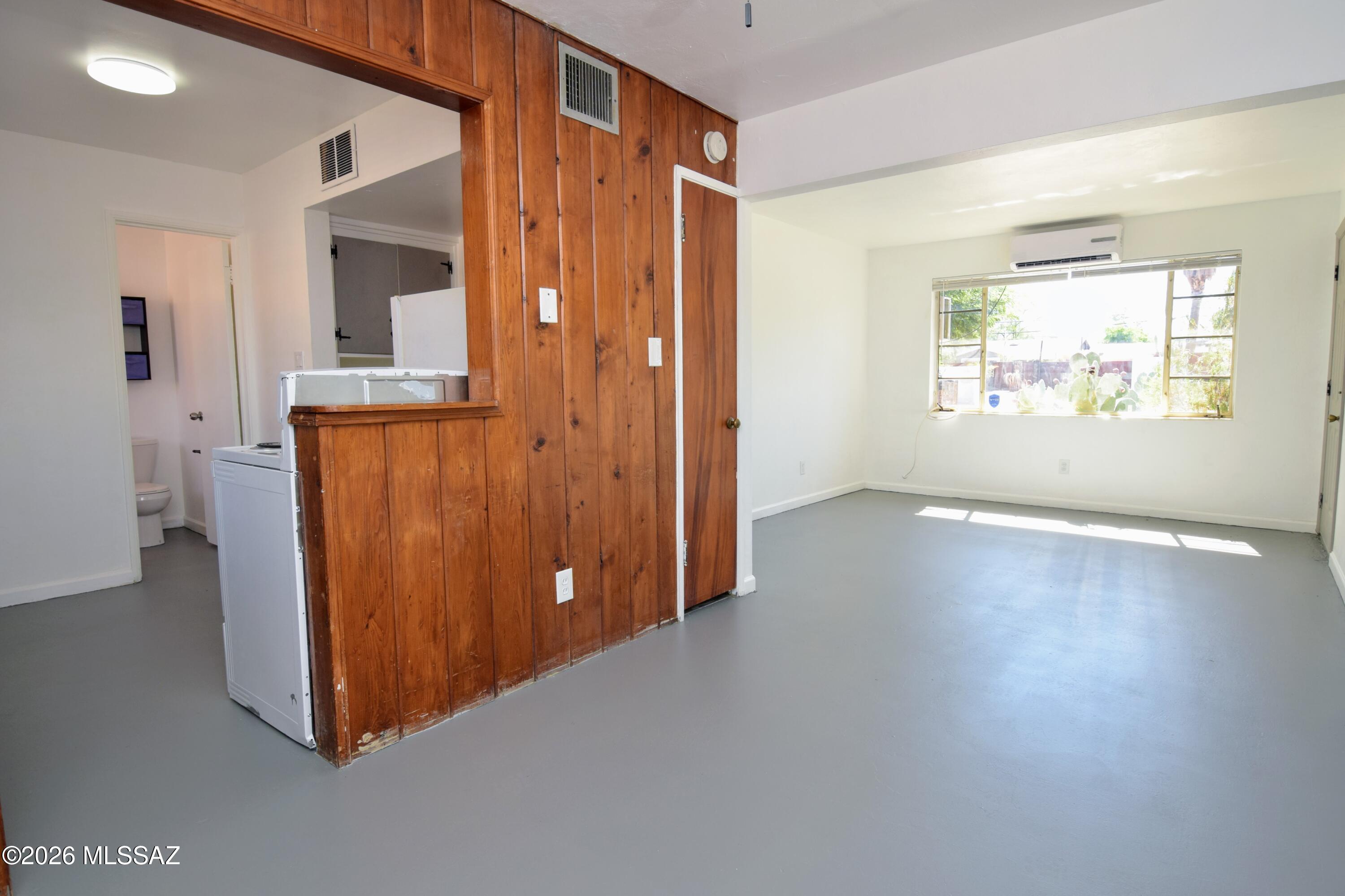 New Deal Acres - Residential Lease