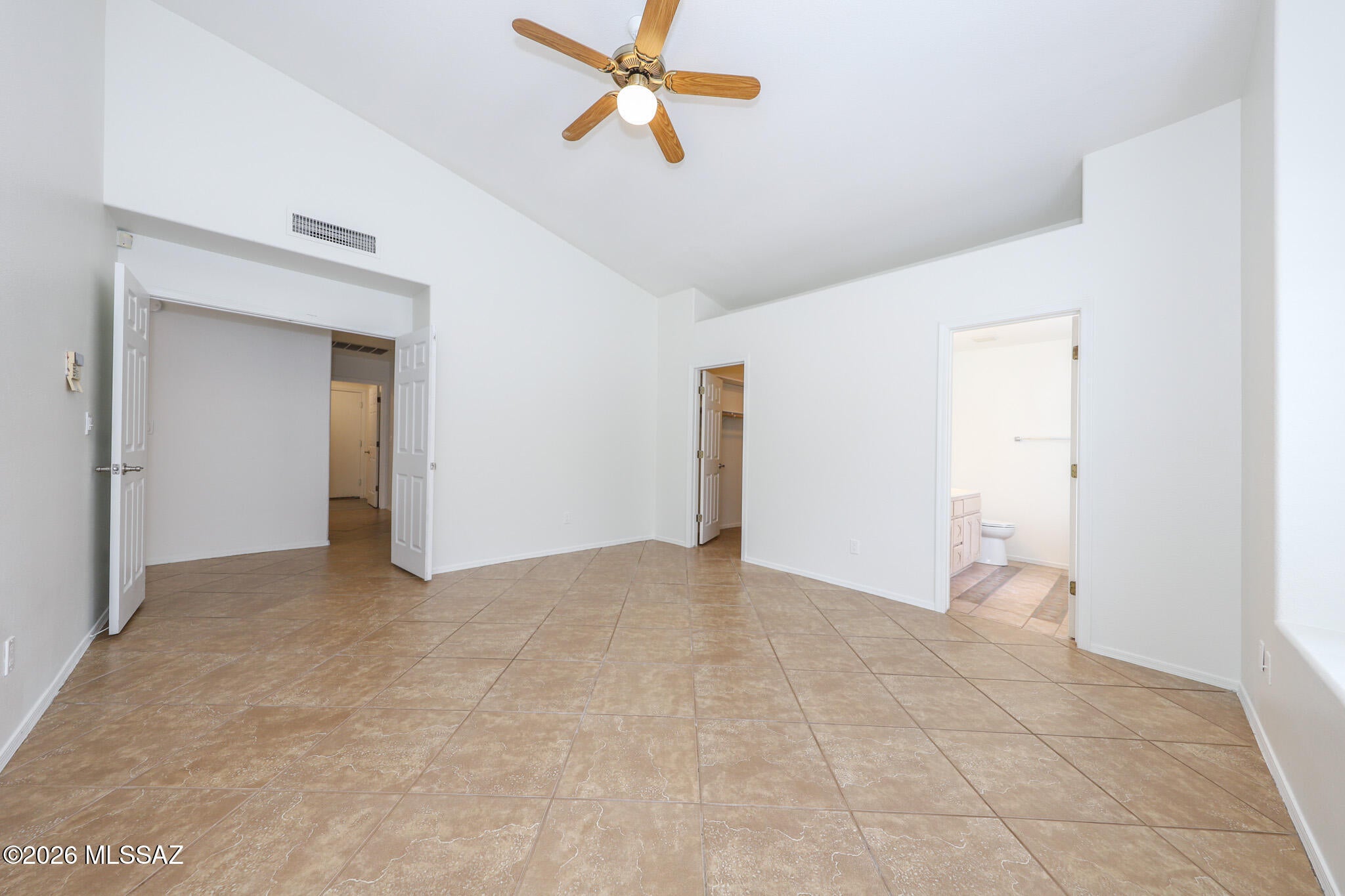 Colonias La Canada (1-82) - Residential Lease