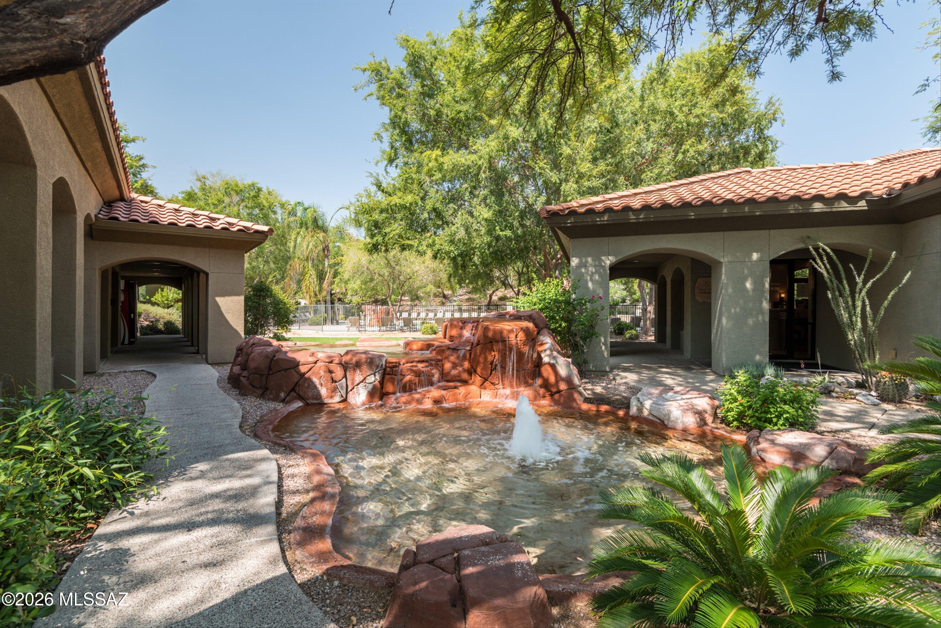 Veranda at Ventana Condominiums - Residential