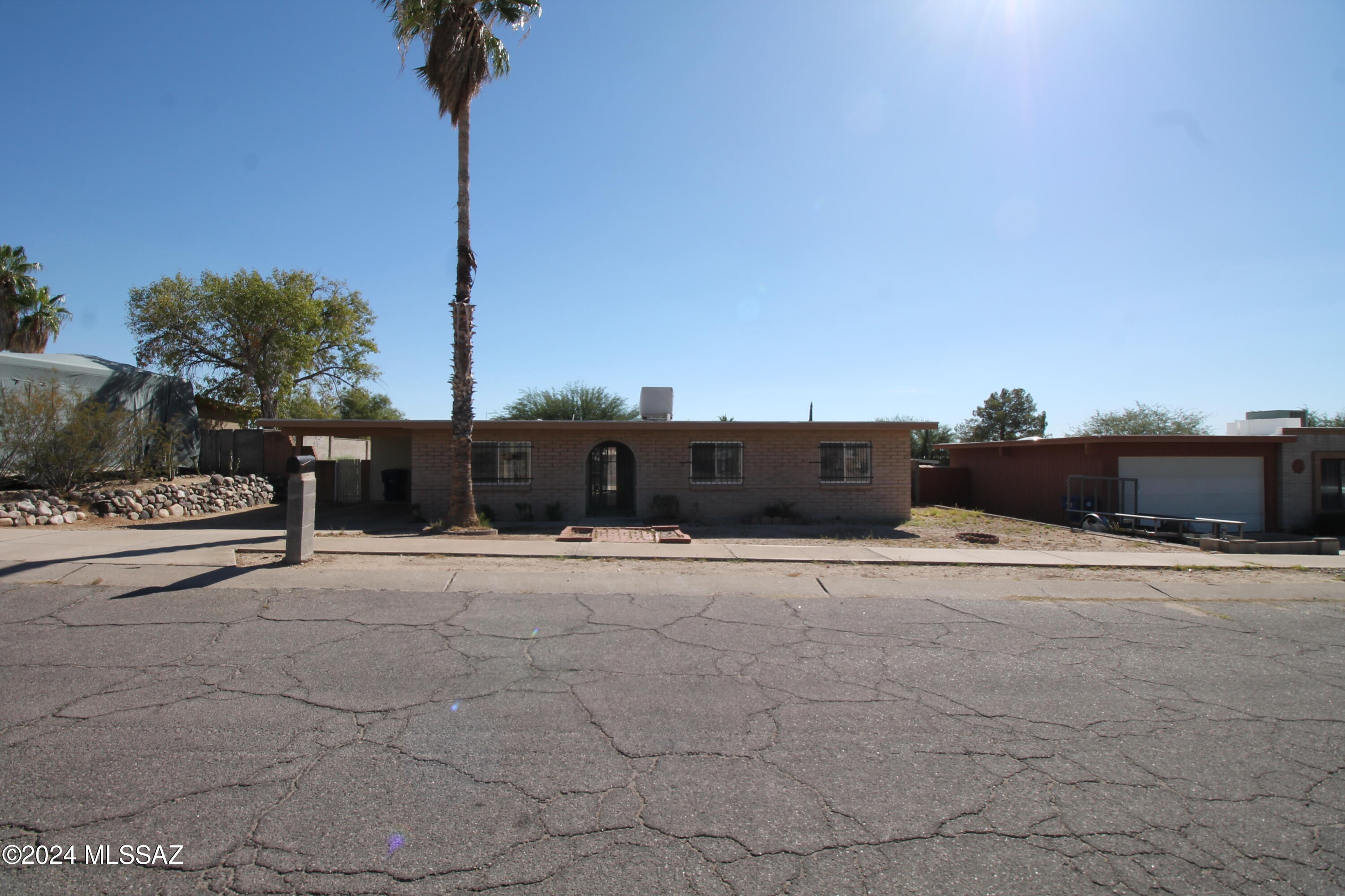 9746 East 32nd Street in Tucson, AZ is a four-bedroom, two-bath home offering comfortable indoor living with central AC/Heating for year-round comfort. The kitchen comes equipped with a refrigerator and stove/oven, and ceiling fans are installed for additional airflow throughout the residence. This property provides a practical layout and essential appliances, located in a convenient Tucson neighborhood. Freshly painted

1st months Rent Special $1750.00
Security Deposit $1750.00 or $0.00 With Approved Credit Apply see below for details
Cleaning Fee $300.00
Administrative Fee $149.00
Resident Benefits Package $65.00
If applicable $250 pet fee per pet and $5-$25 pet rent per month depending on pet screening profile