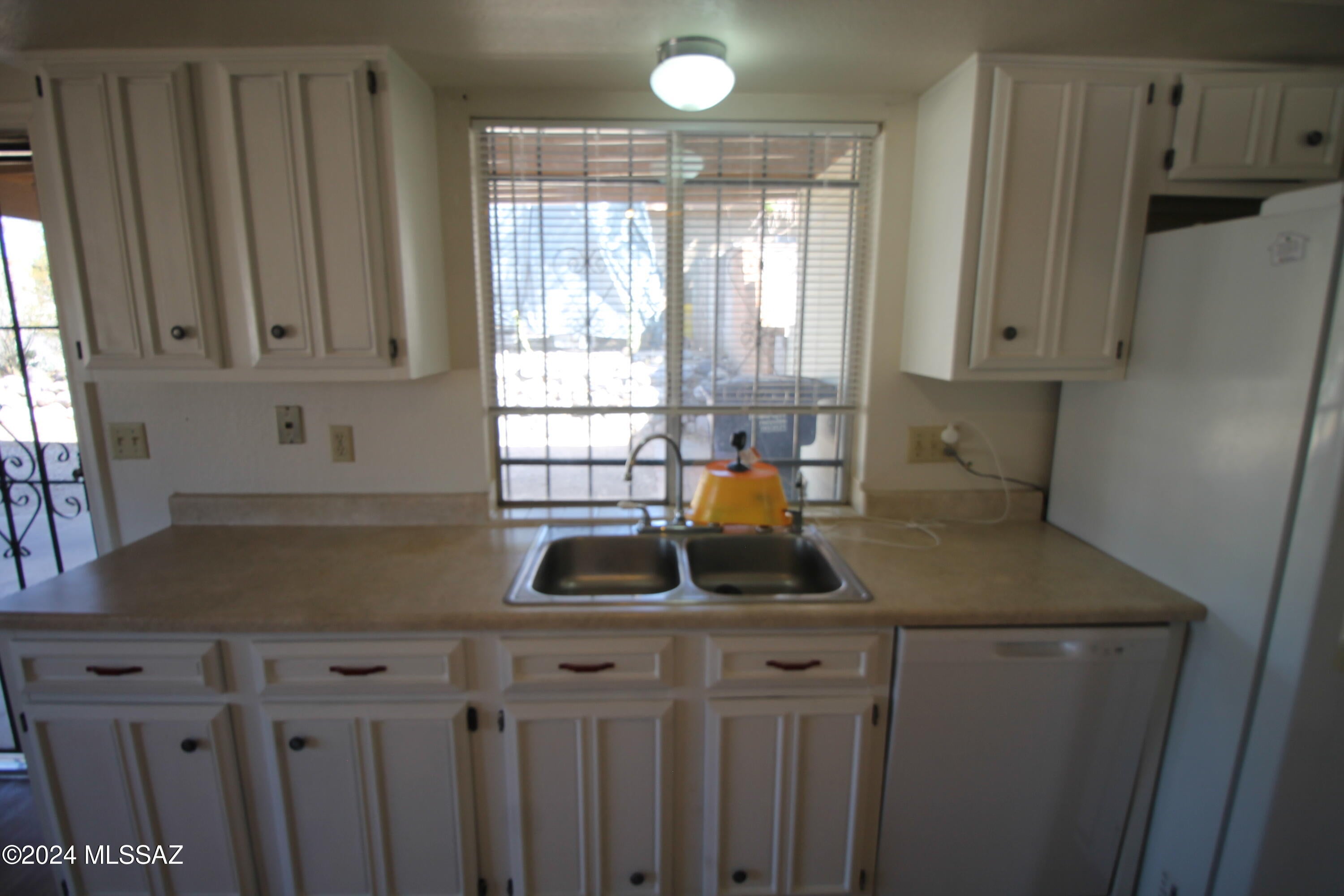 Twenty-Nine Palms (1-70) - Residential Lease